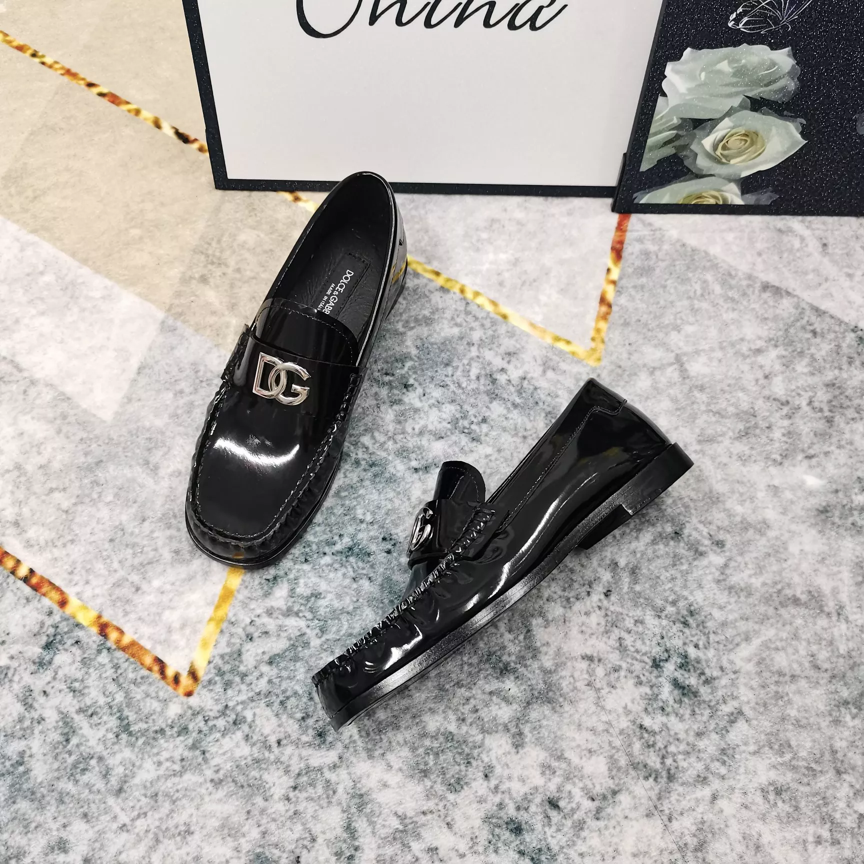 AllSeason 1139 Dolce & Gabbana D&G Leather Shoes For Women