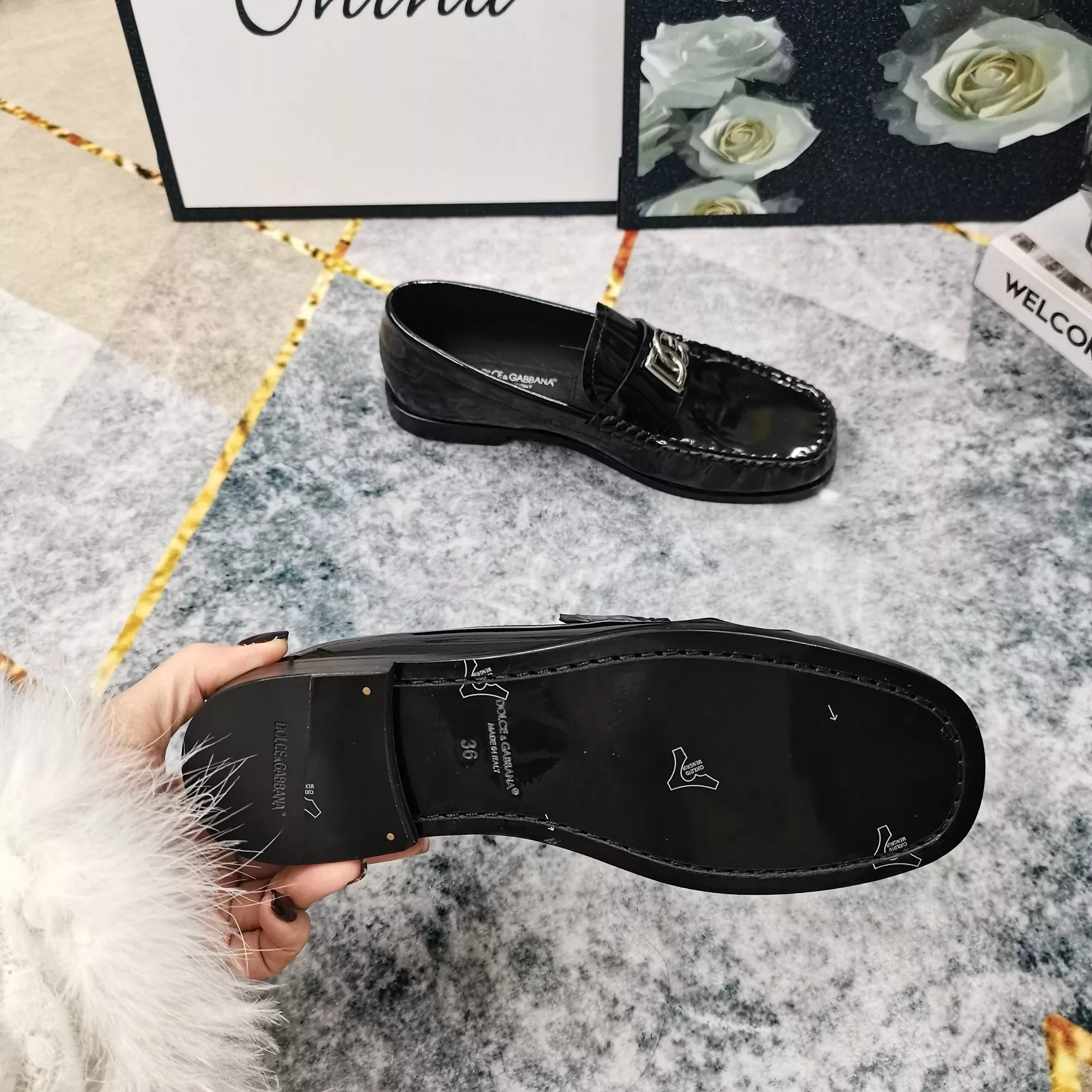 AllSeason 1139 Dolce & Gabbana D&G Leather Shoes For Women