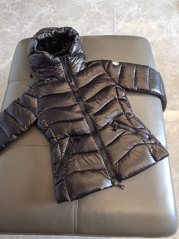 AllSeason 1169 Moncler Down Feather Coat Long Sleeved For Women