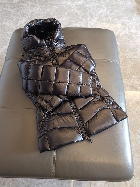 AllSeason 1169 Moncler Down Feather Coat Long Sleeved For Women