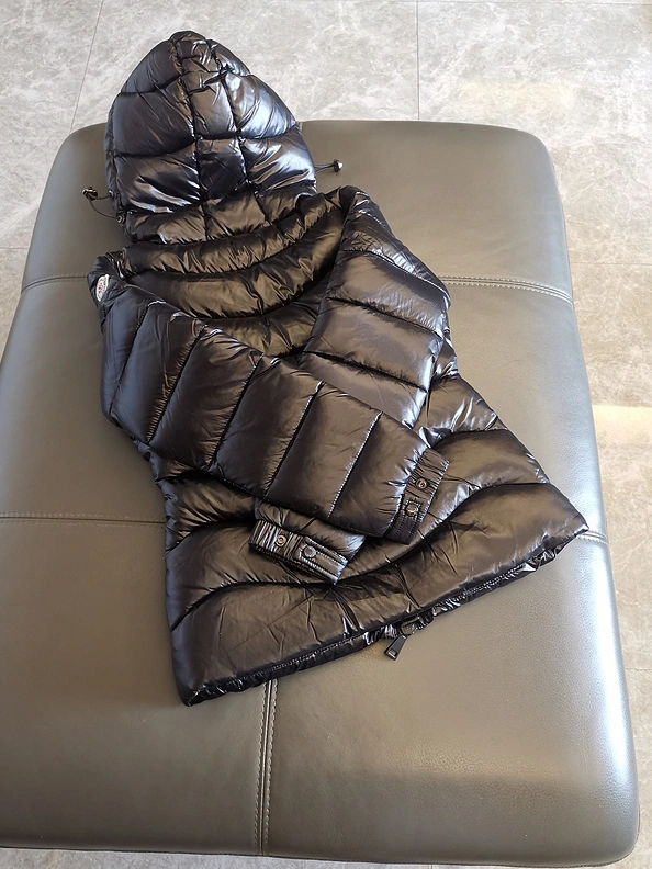 AllSeason 1169 Moncler Down Feather Coat Long Sleeved For Women