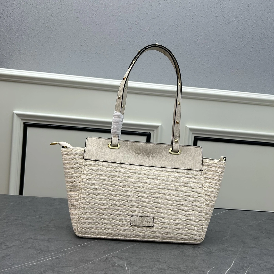 AllSeason 1218 Valentino AAA Quality Shoulder Bags For Women