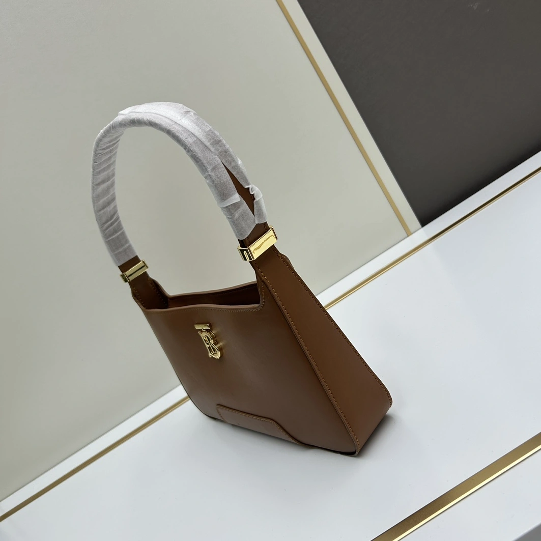 AllSeason 1264 Burberry AAA Quality Shoulder Bags For Women