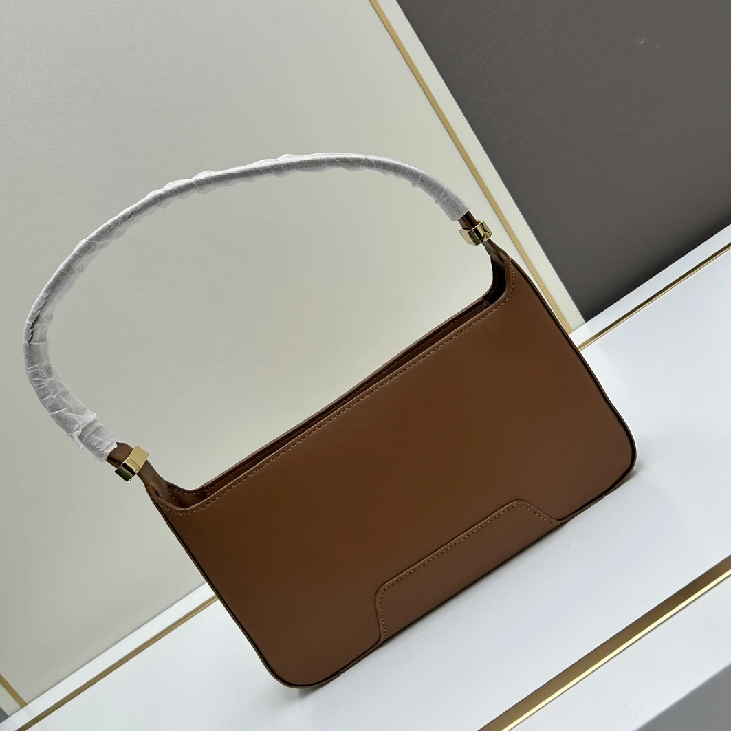 AllSeason 1264 Burberry AAA Quality Shoulder Bags For Women