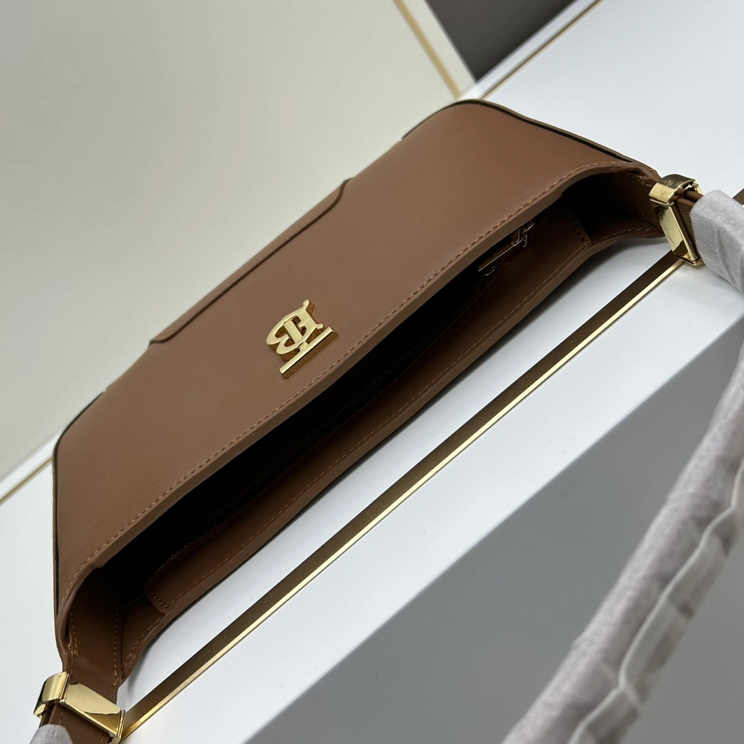 AllSeason 1264 Burberry AAA Quality Shoulder Bags For Women