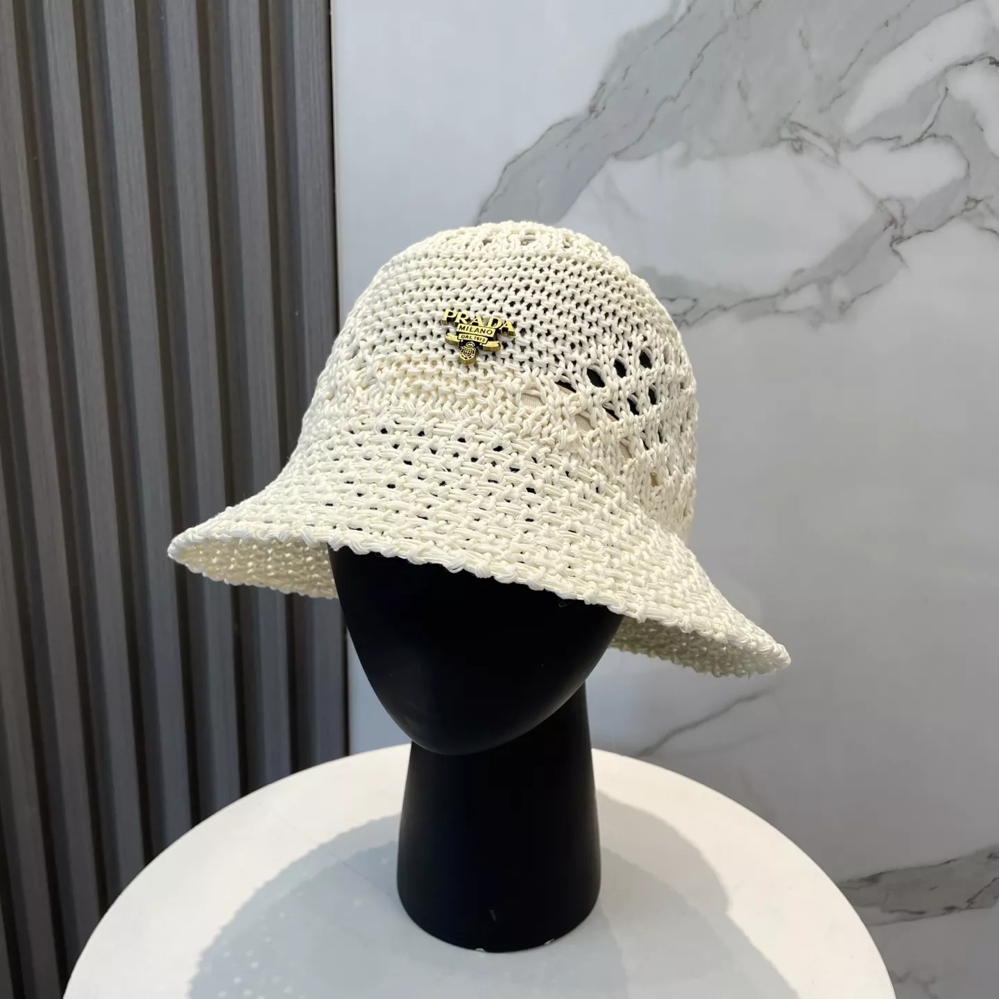 AllSeason 1417 Prada Caps