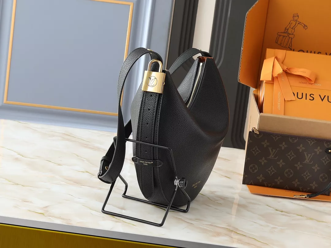 AllSeason 180 Louis Vuitton Messenger Bags For Women