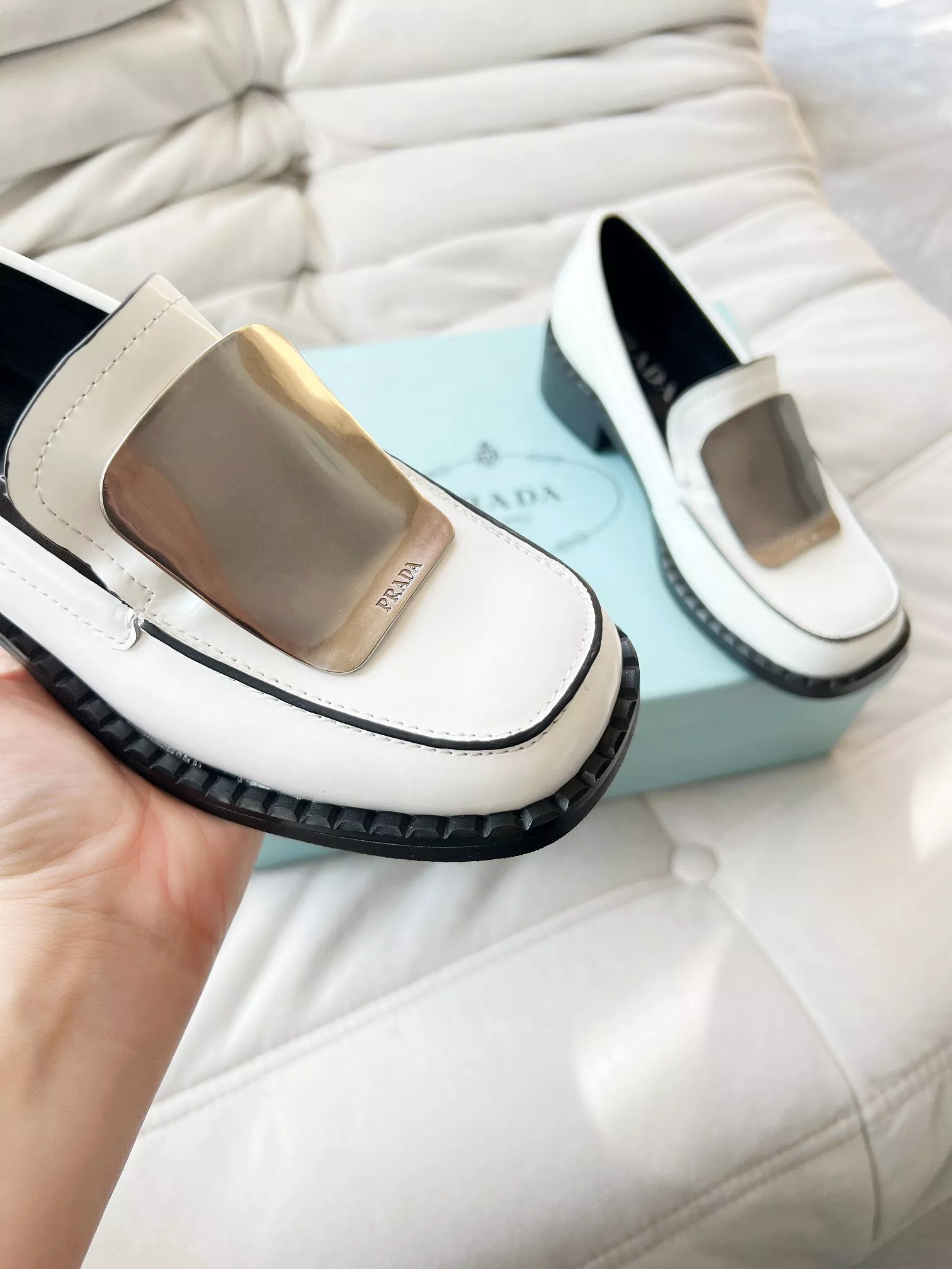 AllSeason 1977 Prada Leather Shoes For Women