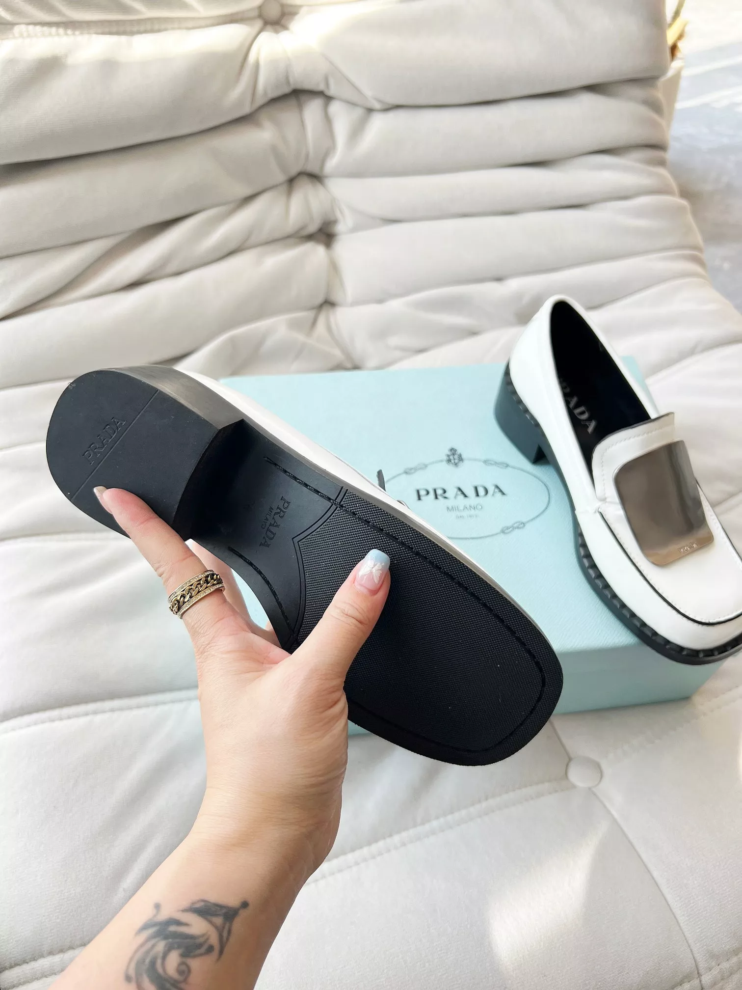 AllSeason 1977 Prada Leather Shoes For Women