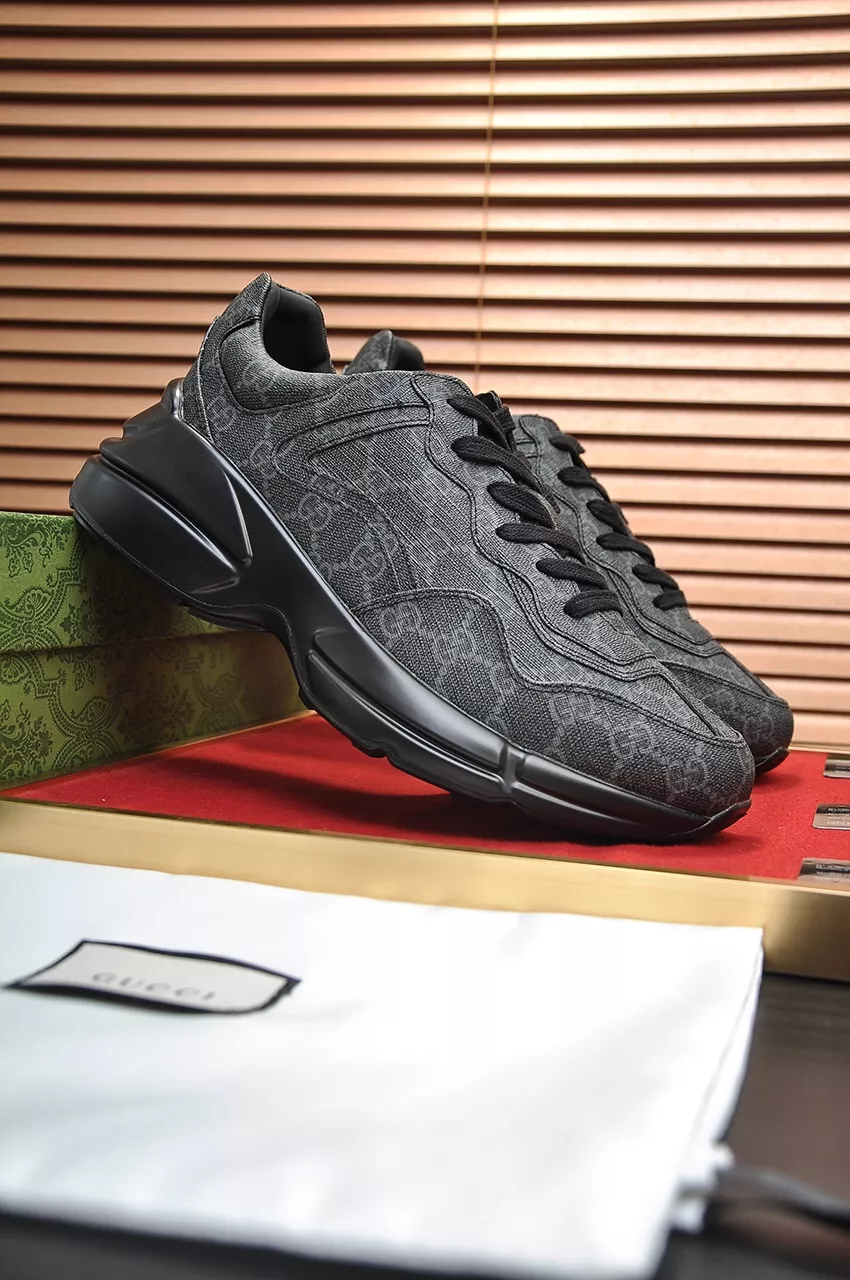 AllSeason 210 Gucci Casual Shoes For Men