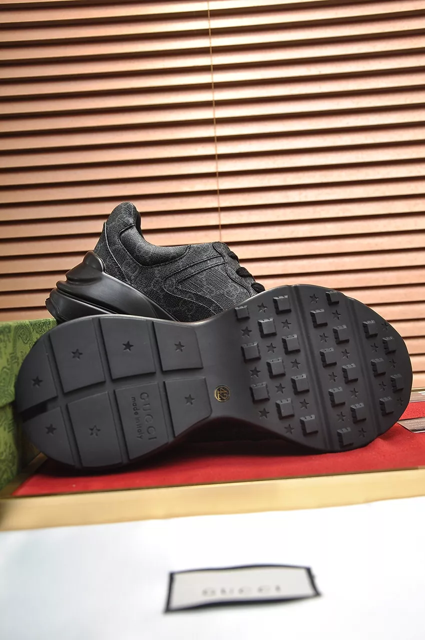 AllSeason 210 Gucci Casual Shoes For Men
