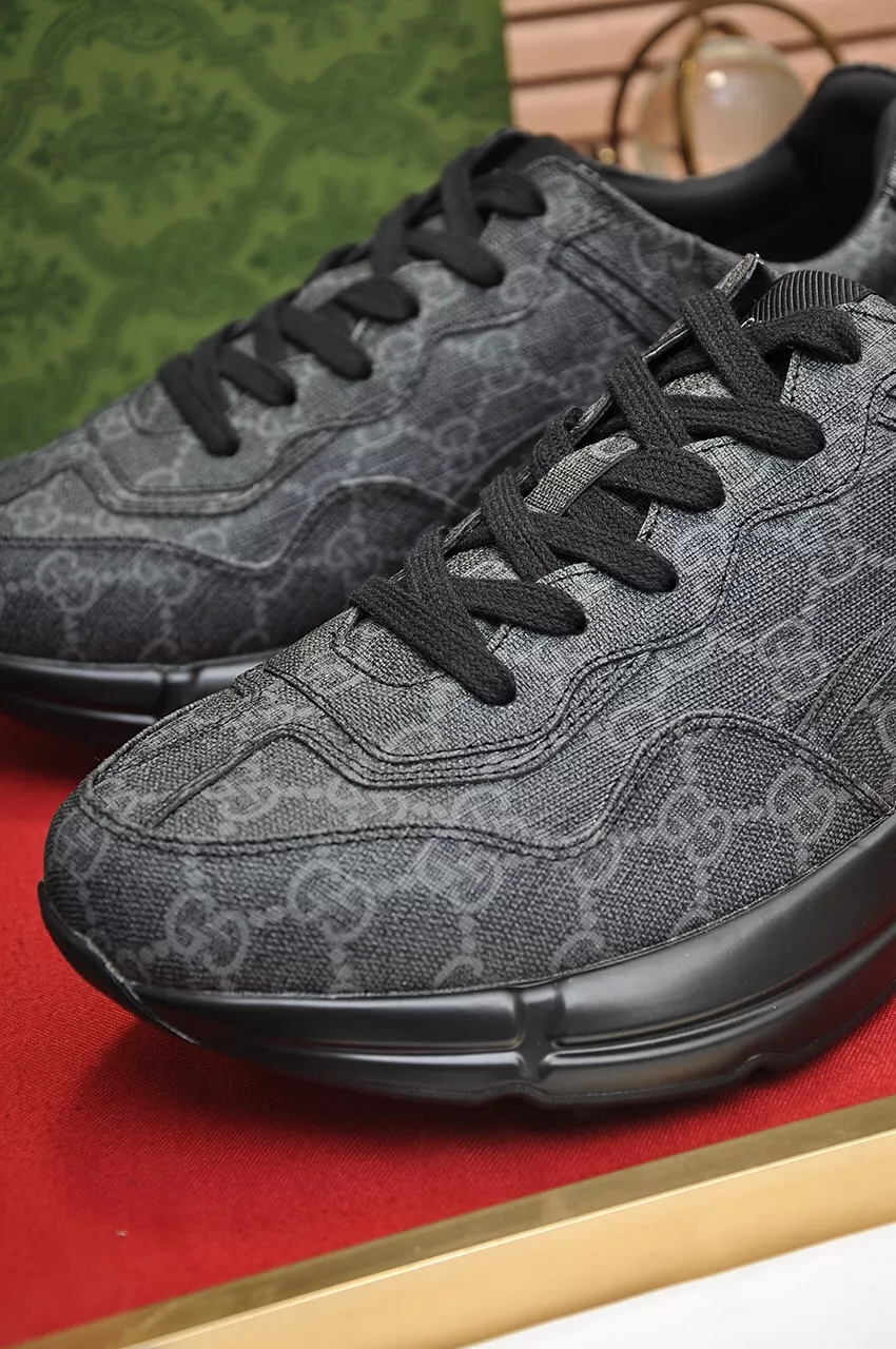 AllSeason 210 Gucci Casual Shoes For Men