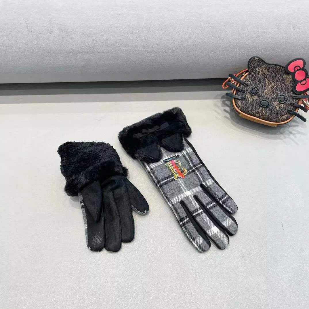 AllSeason 2240 Burberry Gloves