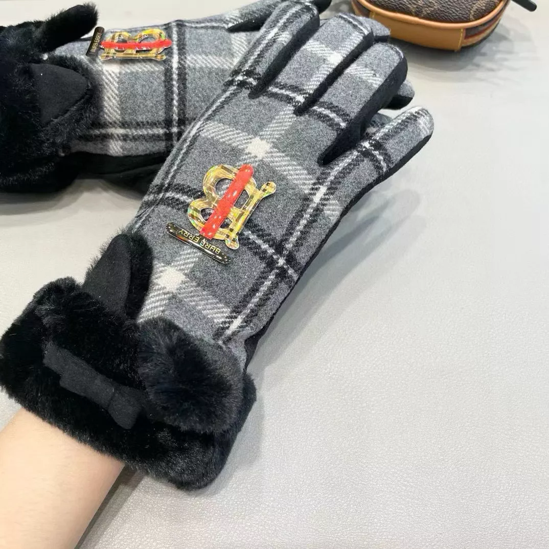 AllSeason 2240 Burberry Gloves