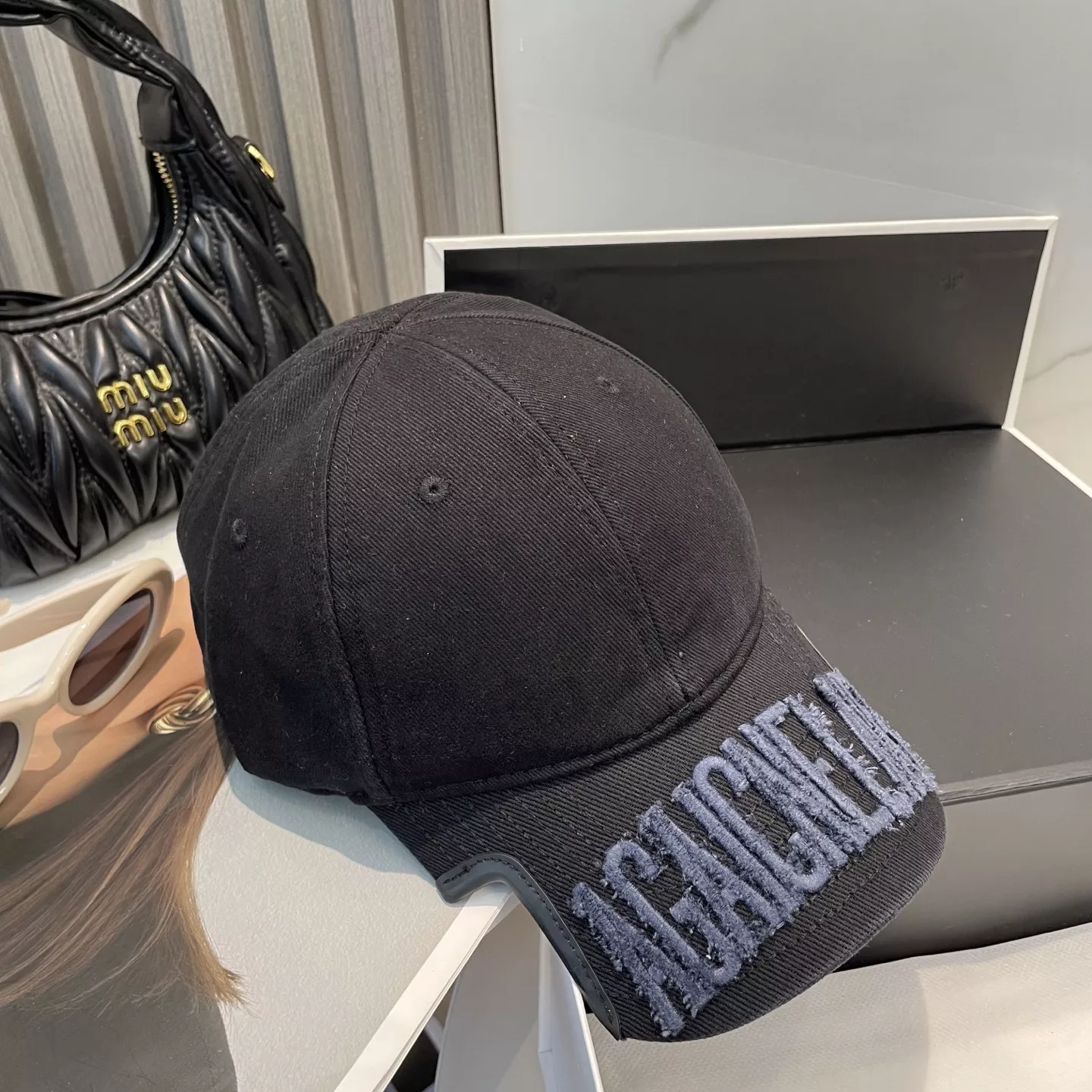 AllSeason 2349 Balenciaga Caps
