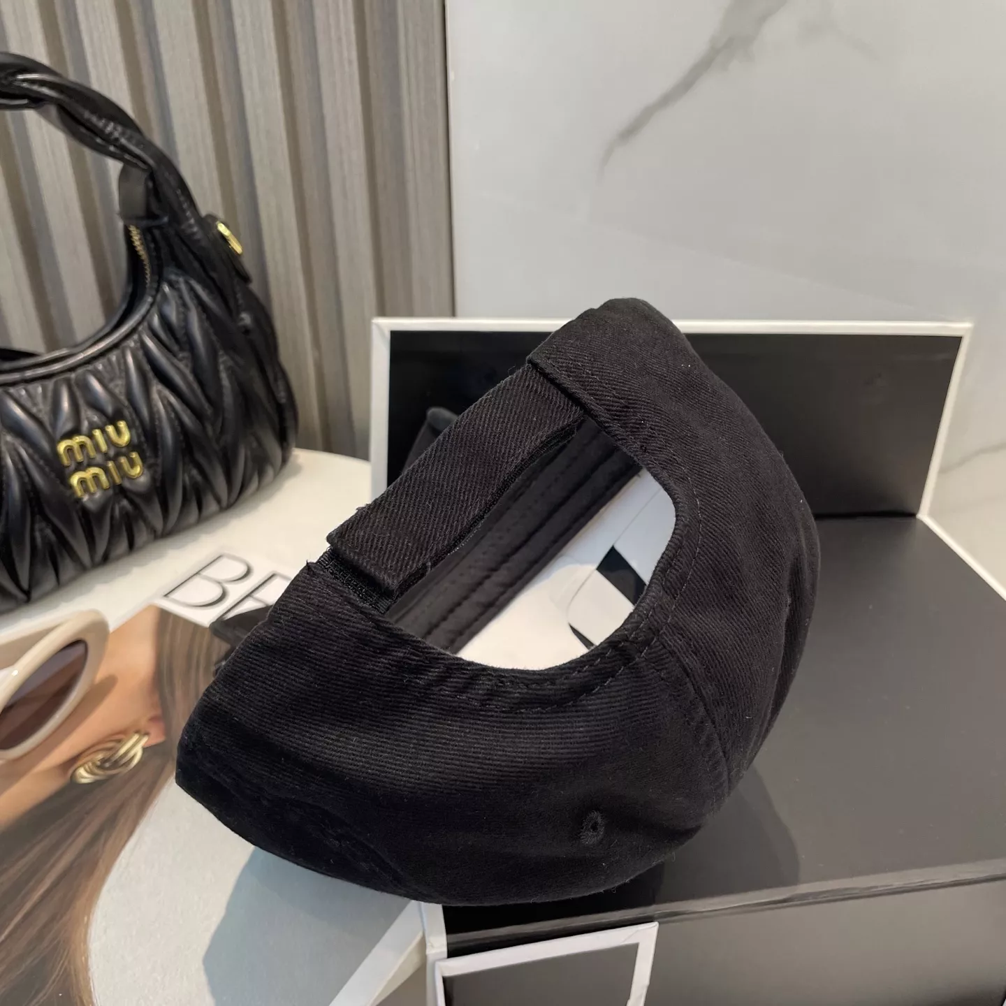 AllSeason 2349 Balenciaga Caps