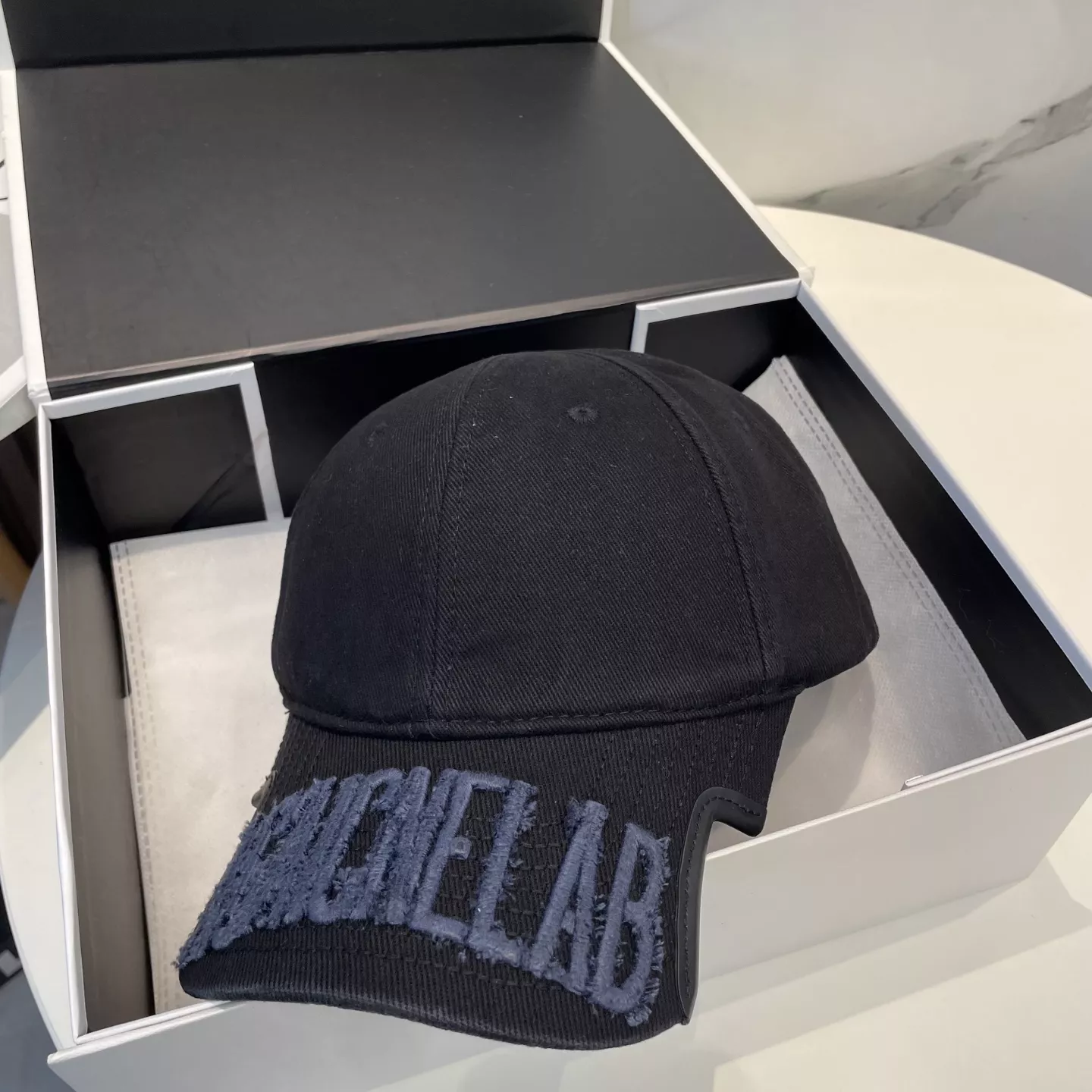 AllSeason 2349 Balenciaga Caps