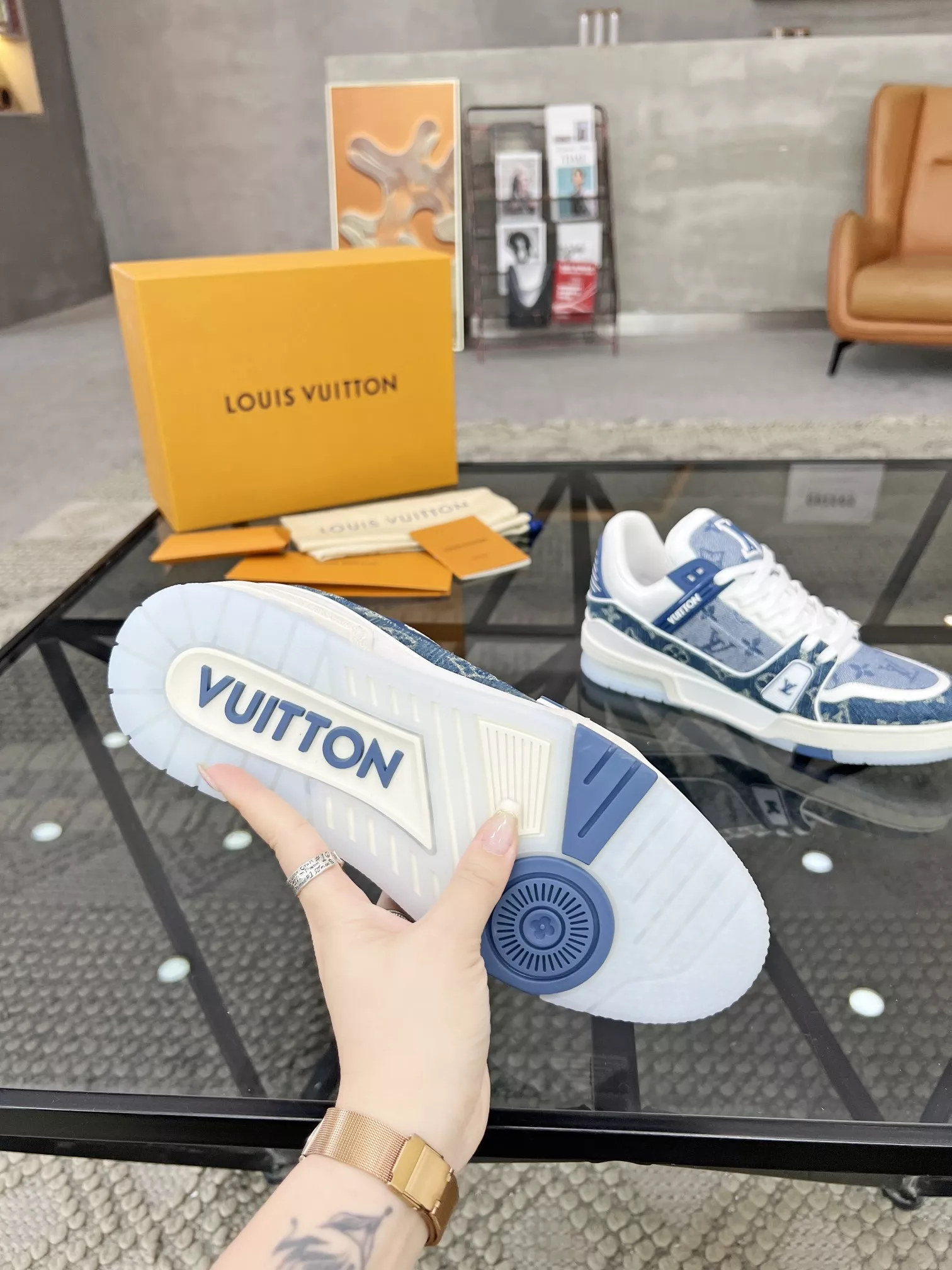 AllSeason 2359 Louis Vuitton Casual Shoes For Men