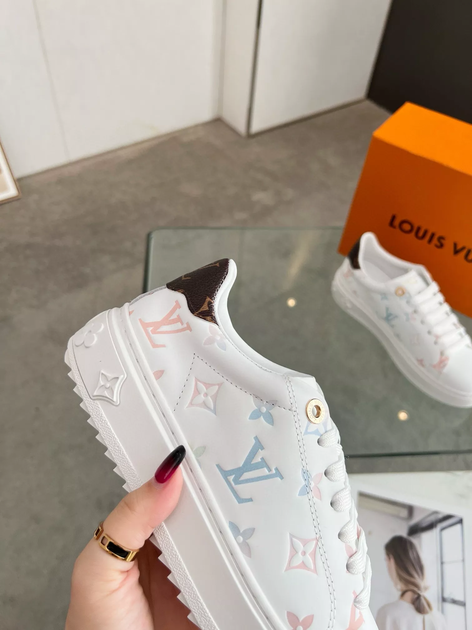 AllSeason 2582 Louis Vuitton Casual Shoes For Women