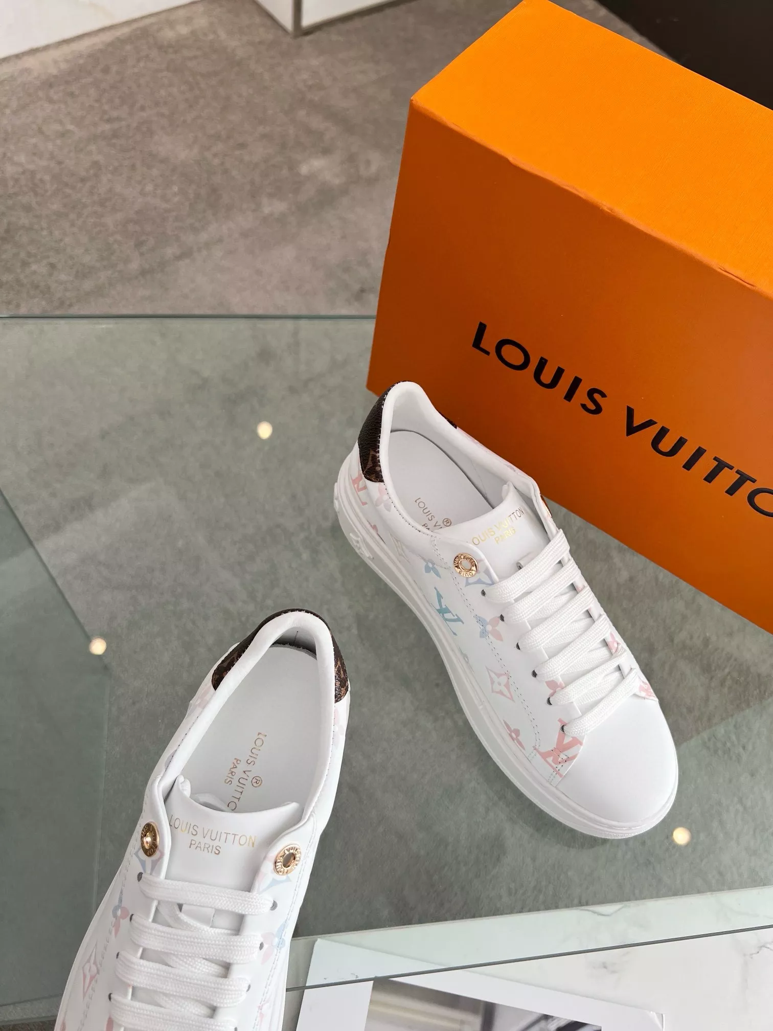 AllSeason 2582 Louis Vuitton Casual Shoes For Women
