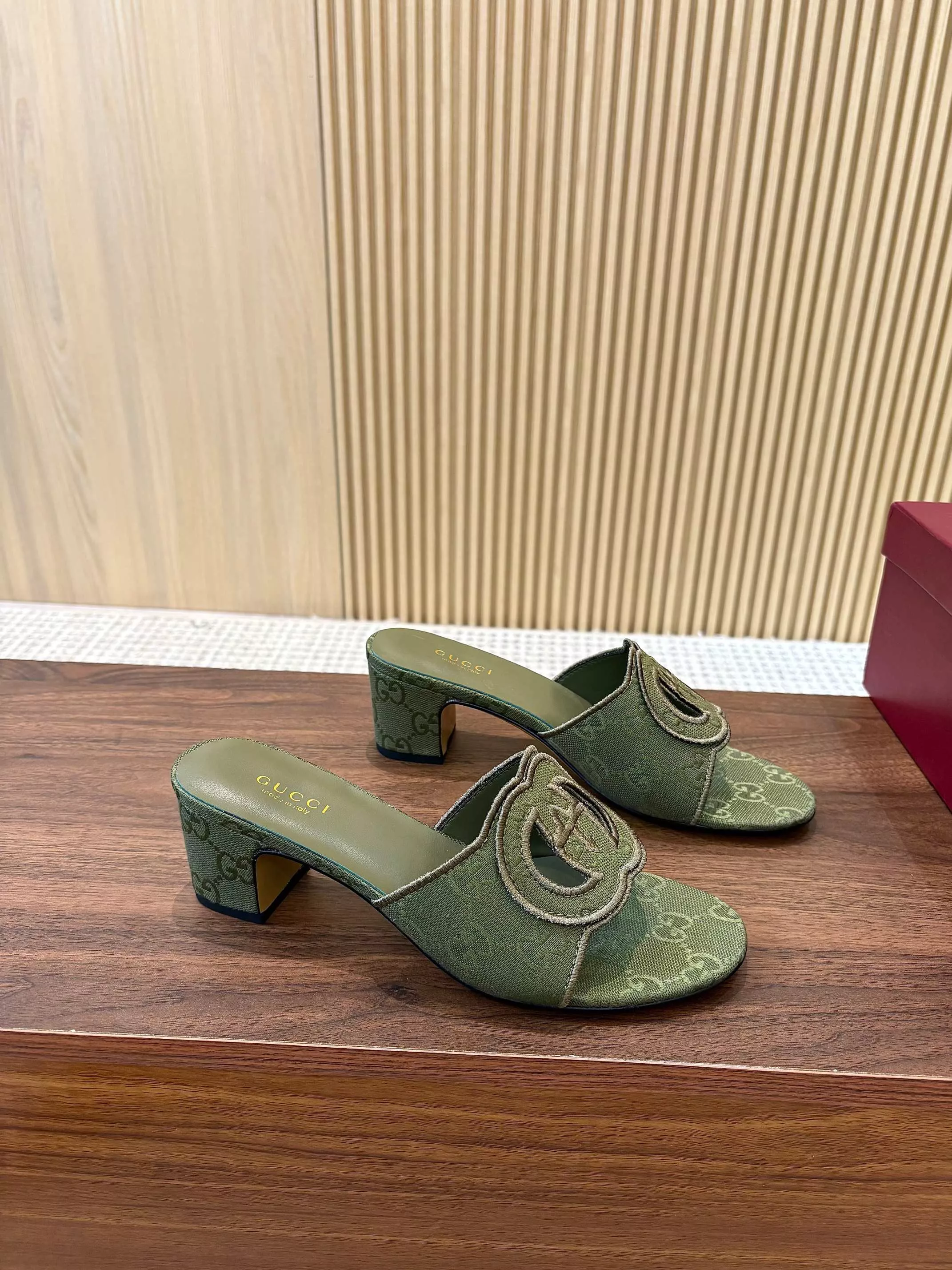 AllSeason 3095 Gucci Slippers For Women