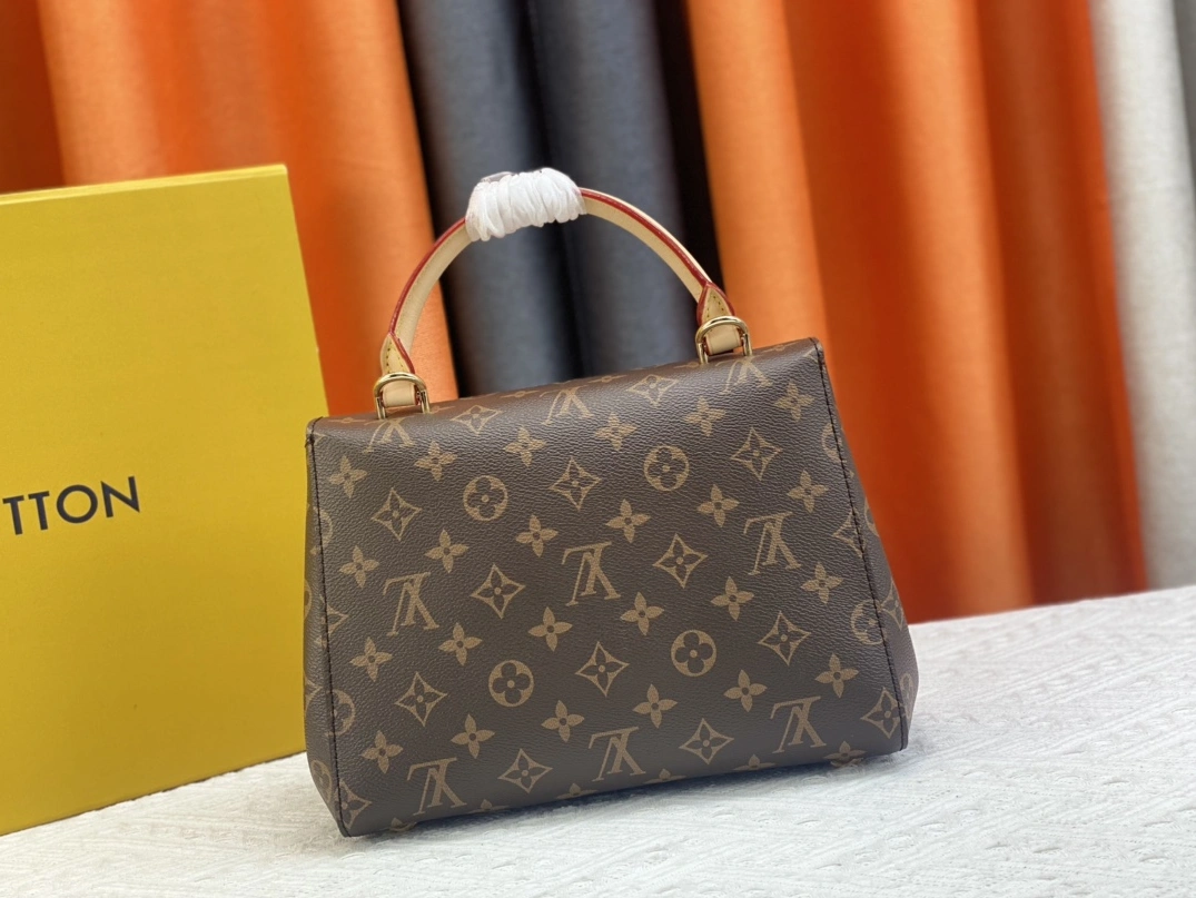 AllSeason 339 Louis Vuitton AAA Quality Handbags For Women