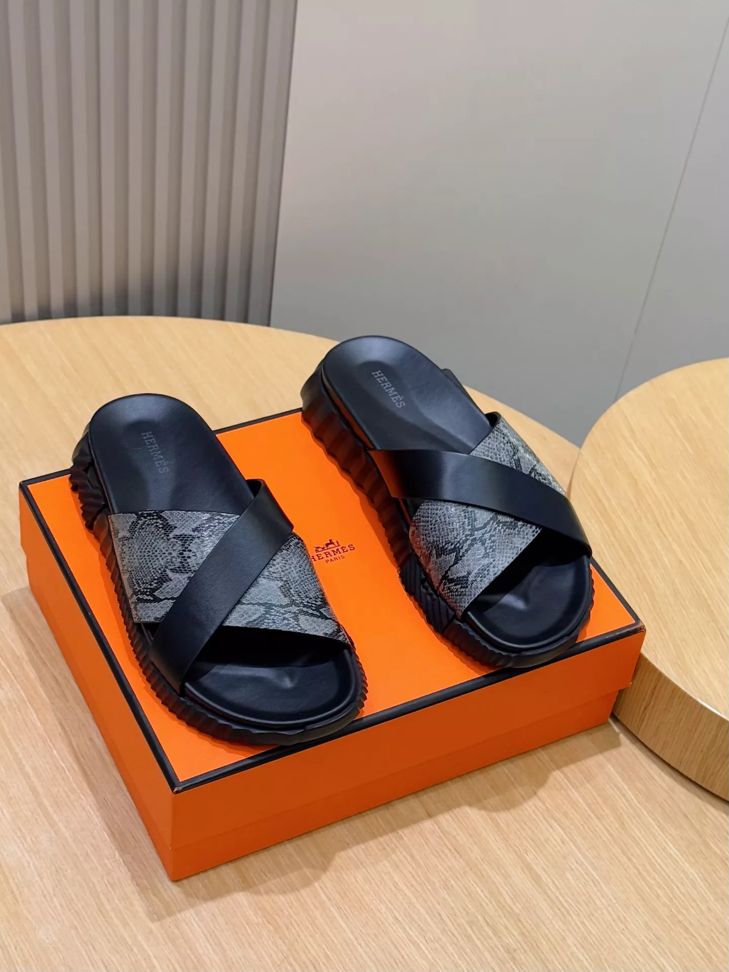 AllSeason 3878 Hermes Slippers For Men