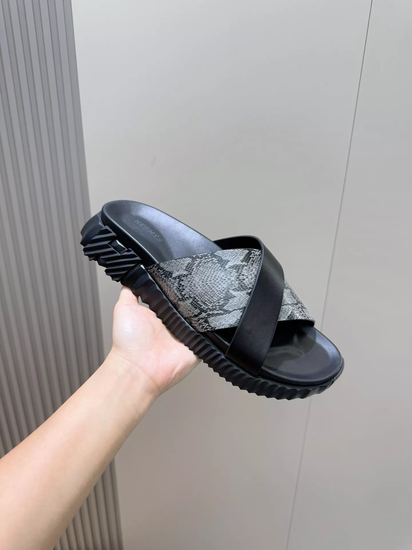 AllSeason 3878 Hermes Slippers For Men