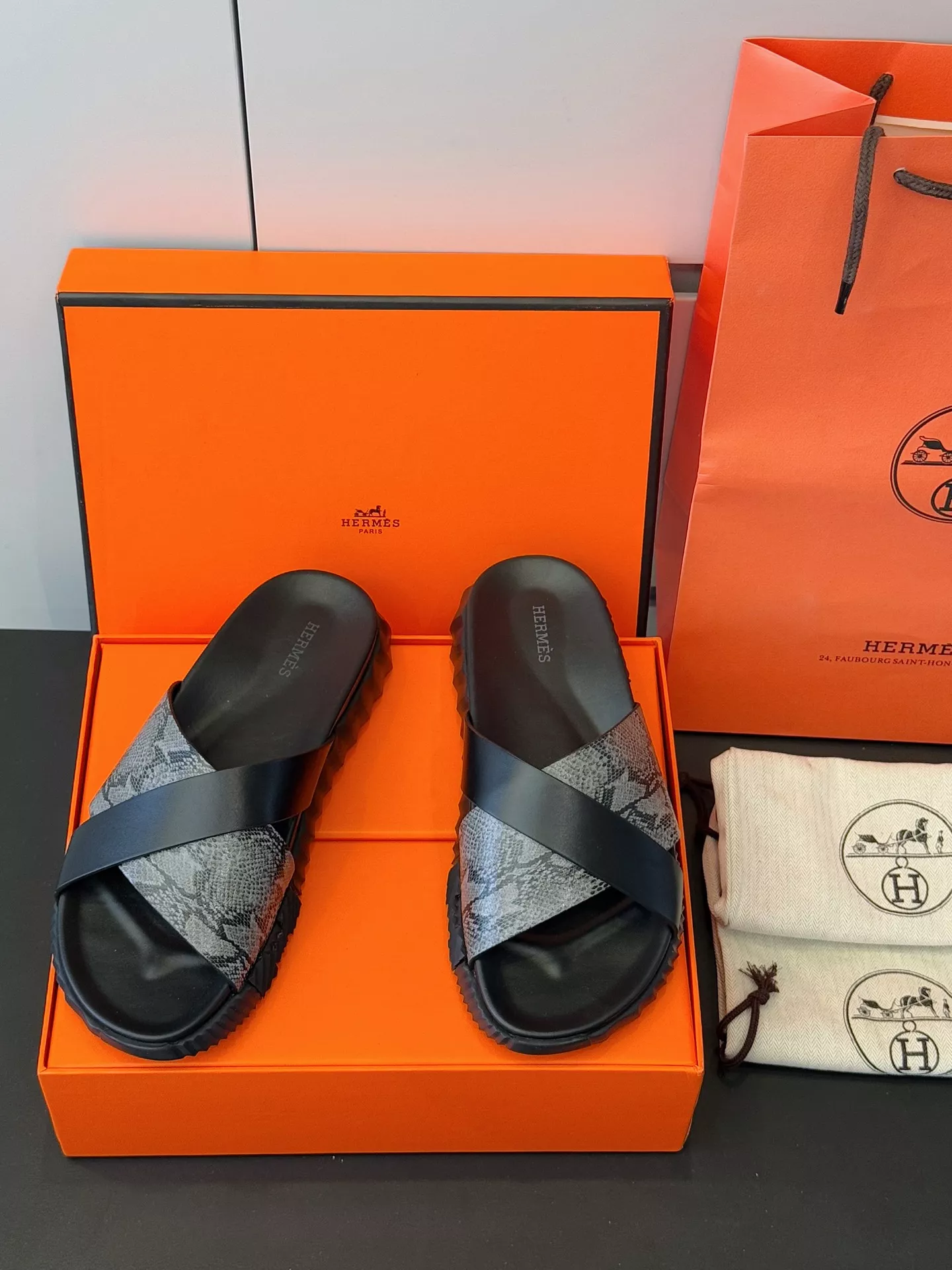 AllSeason 3878 Hermes Slippers For Men