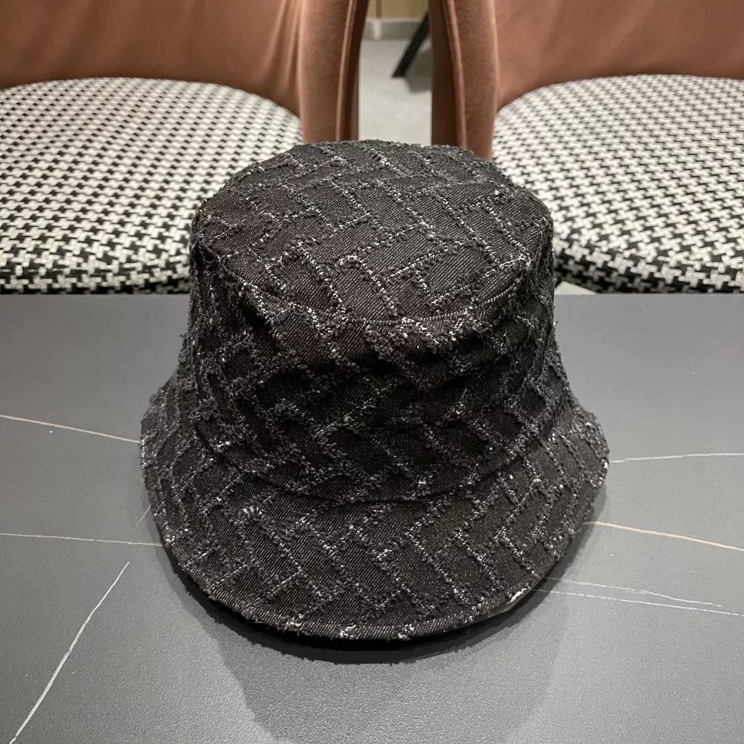 AllSeason 3928 Louis Vuitton LV Caps