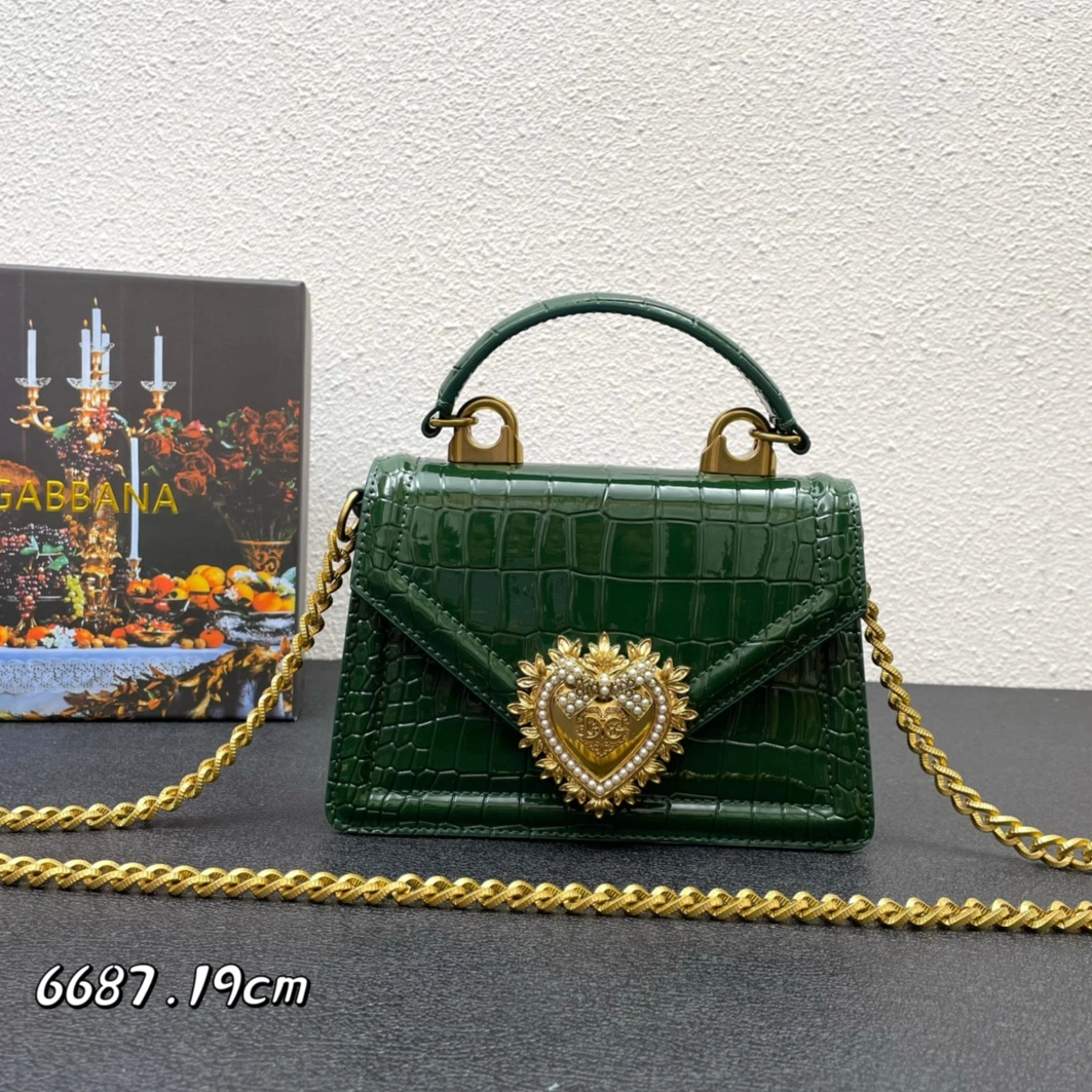 AllSeason 4032 Dolce & Gabbana D&G AAA Quality Messenger Bags For Women