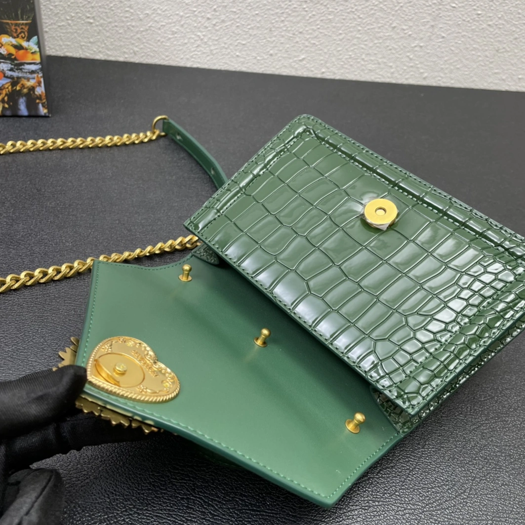 AllSeason 4032 Dolce & Gabbana D&G AAA Quality Messenger Bags For Women