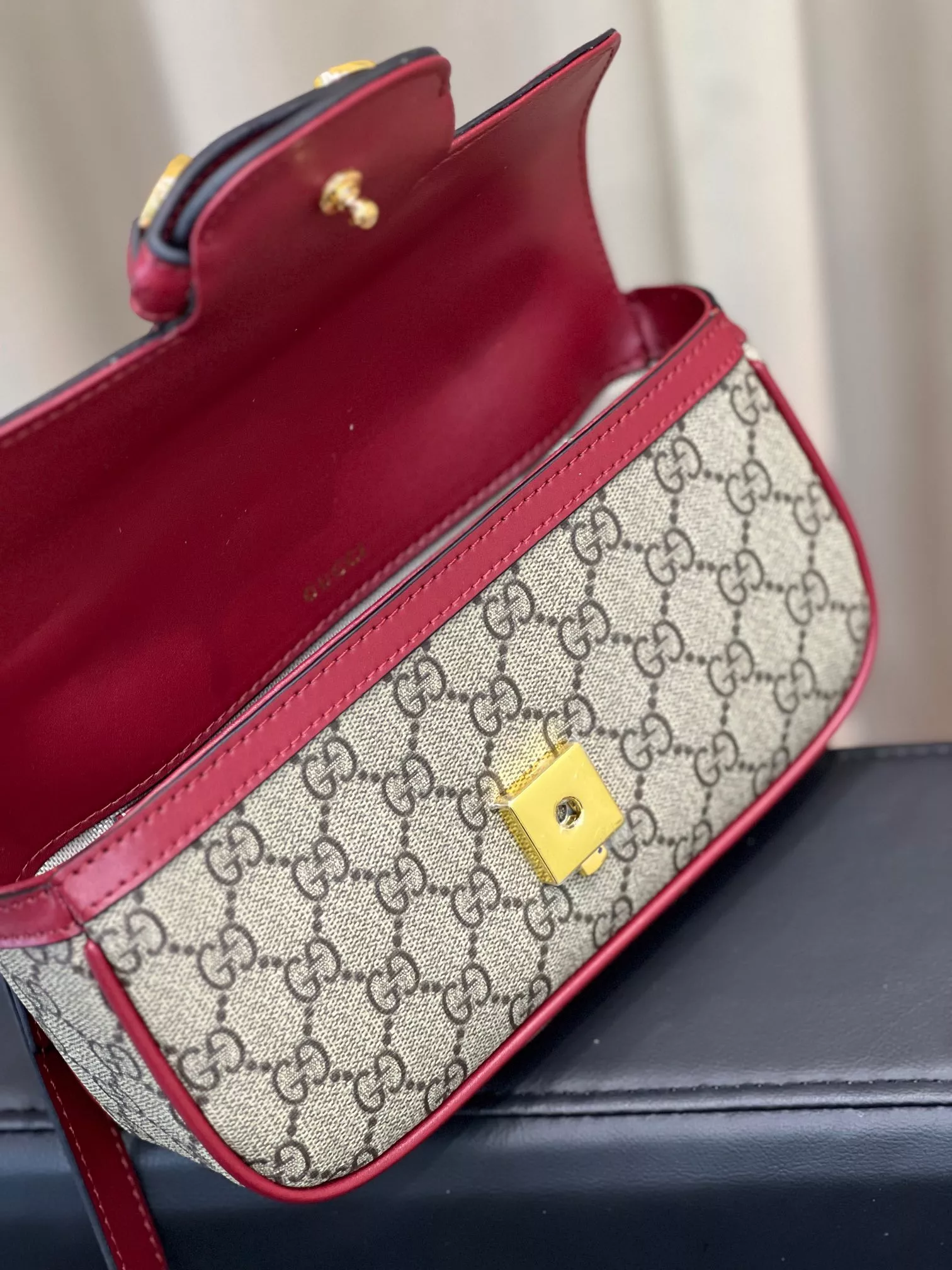 AllSeason 4255 Gucci AAA Quality Messenger Bags For Women