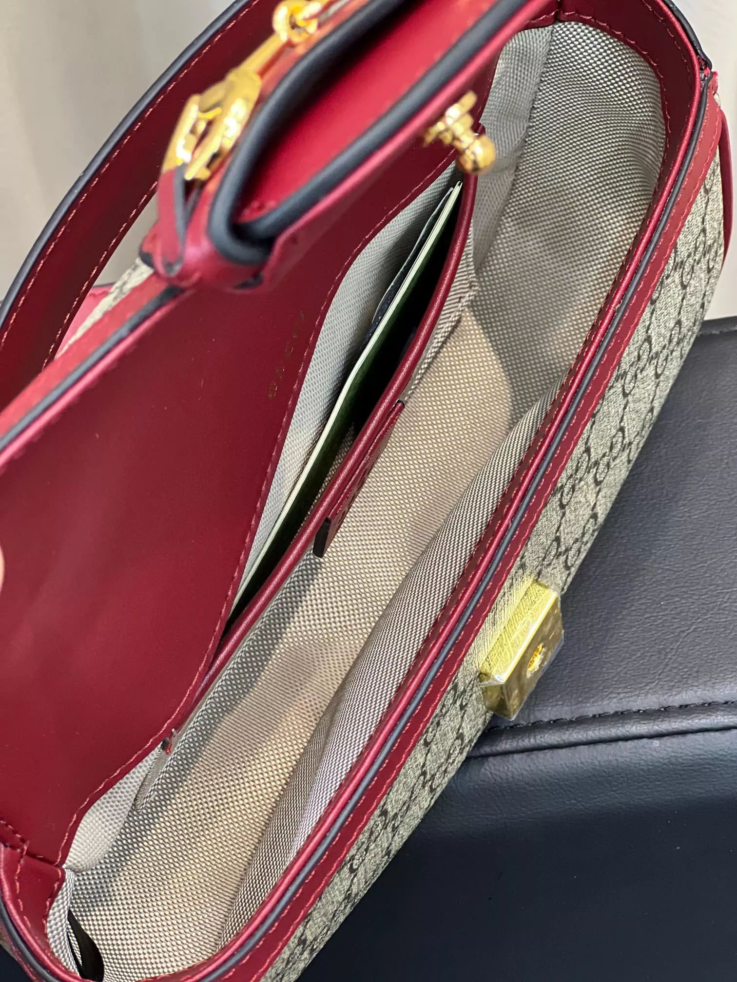 AllSeason 4255 Gucci AAA Quality Messenger Bags For Women