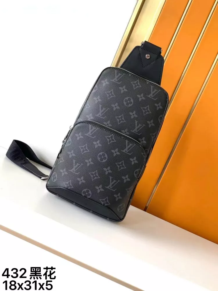 AllSeason 4386 Louis Vuitton AAA Man Messenger Bags