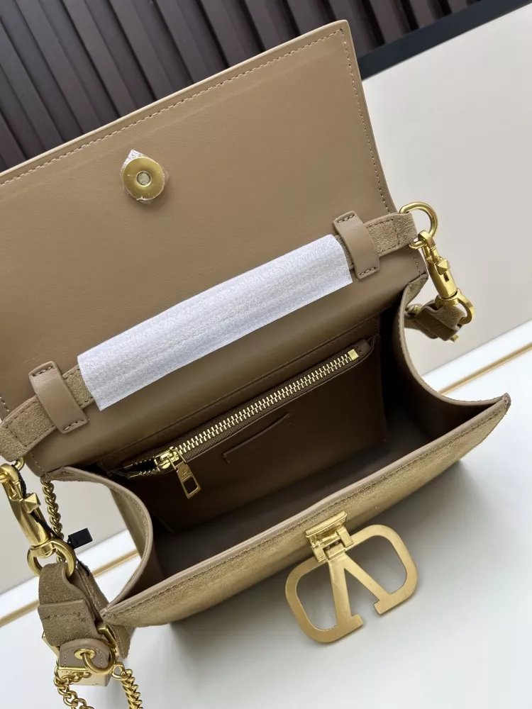AllSeason 4402 Valentino AAA Quality Handbags For Women
