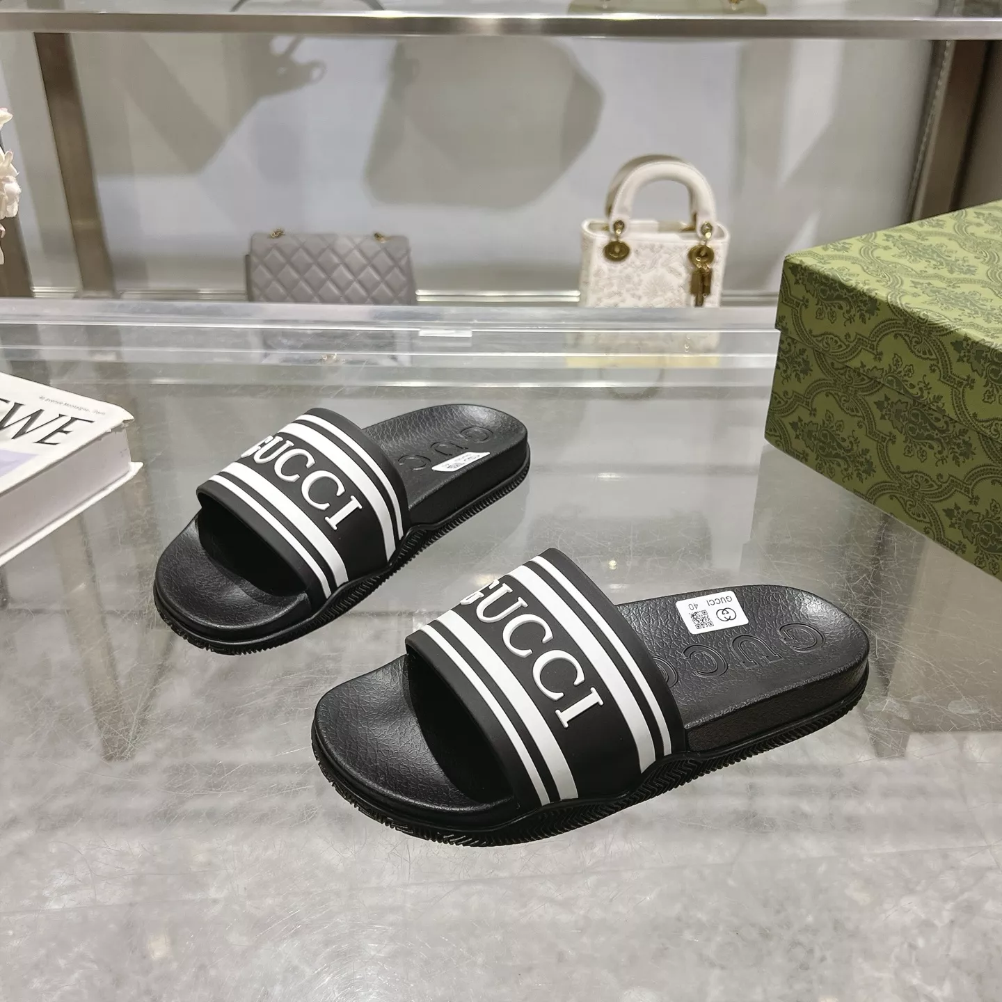 AllSeason 4432 Burberry Slippers For Men