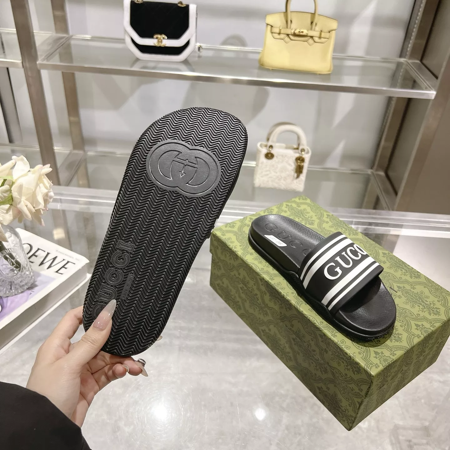 AllSeason 4432 Burberry Slippers For Men