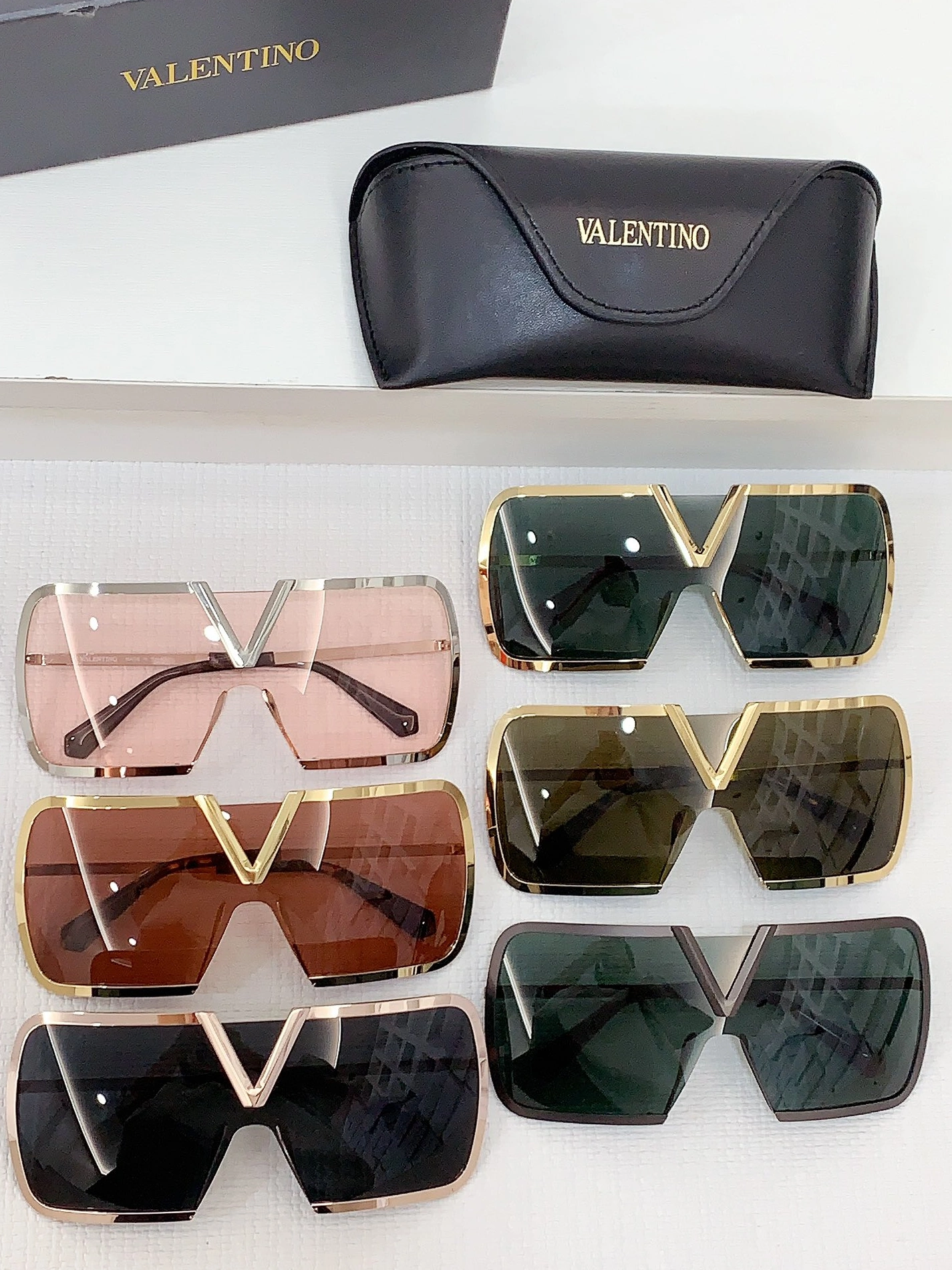 AllSeason 4524 Valentino AAA Quality Sunglasses