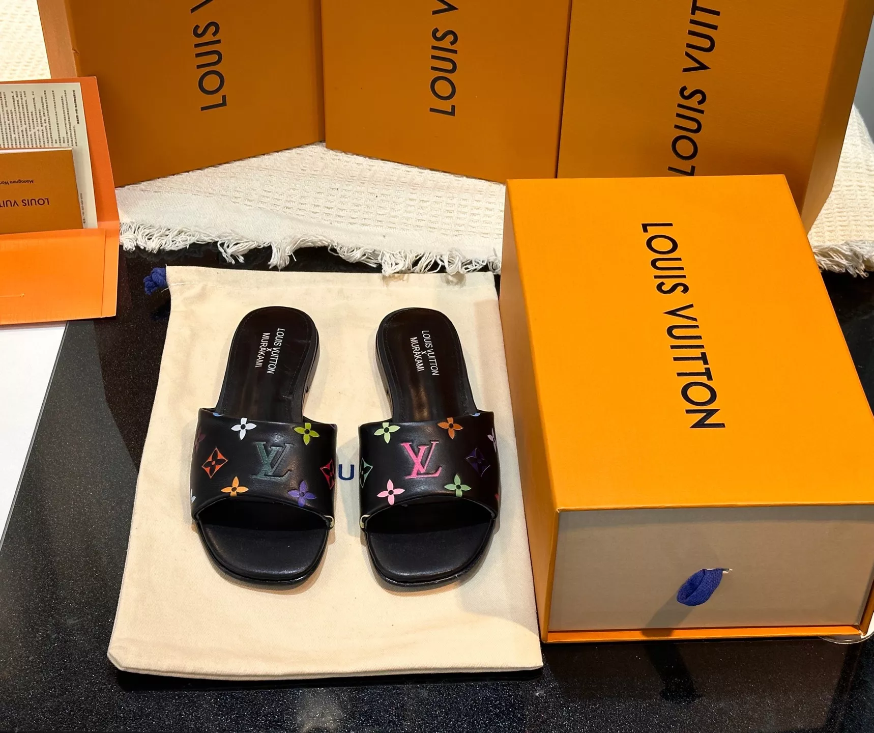 AllSeason 4660 Louis Vuitton Slippers For Women