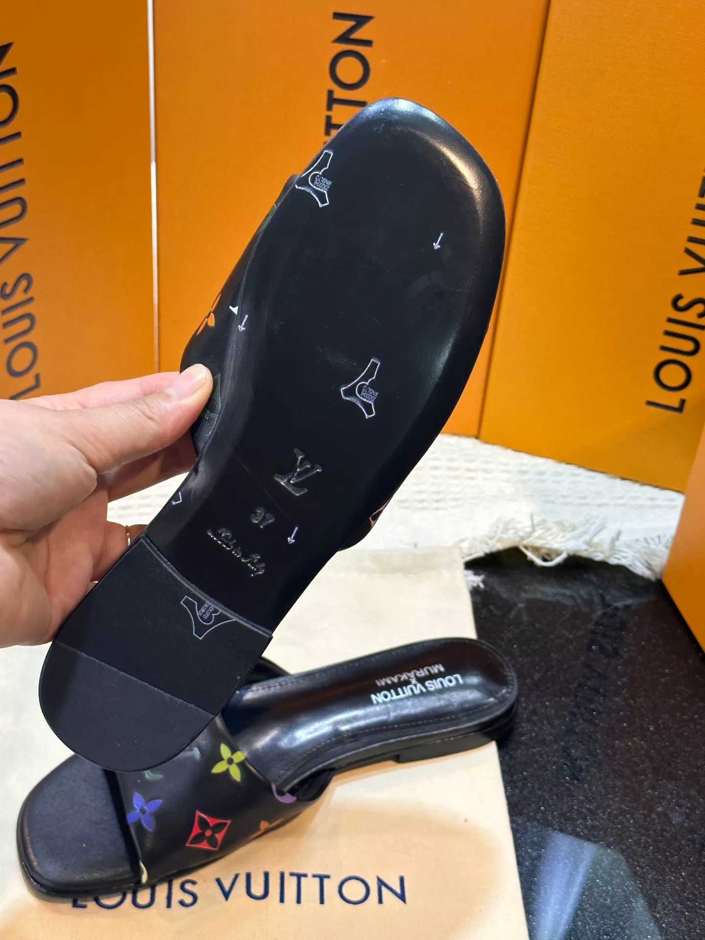 AllSeason 4660 Louis Vuitton Slippers For Women