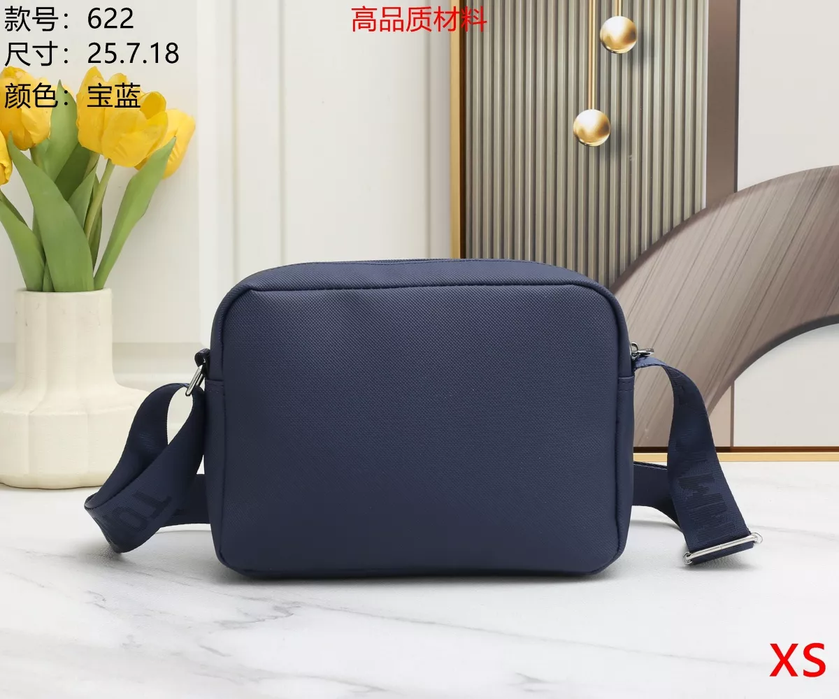 AllSeason 4720 Tommy Hilfiger Messenger Bags For Men