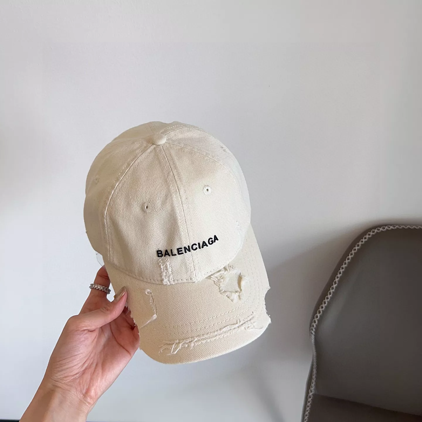 AllSeason 4773 Balenciaga Caps