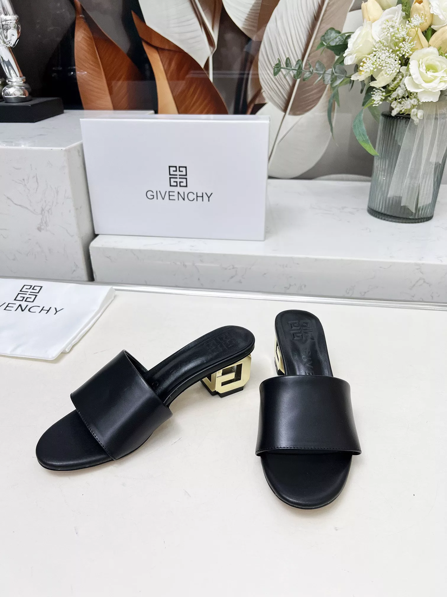 AllSeason 5026 Givenchy Slippers For Women