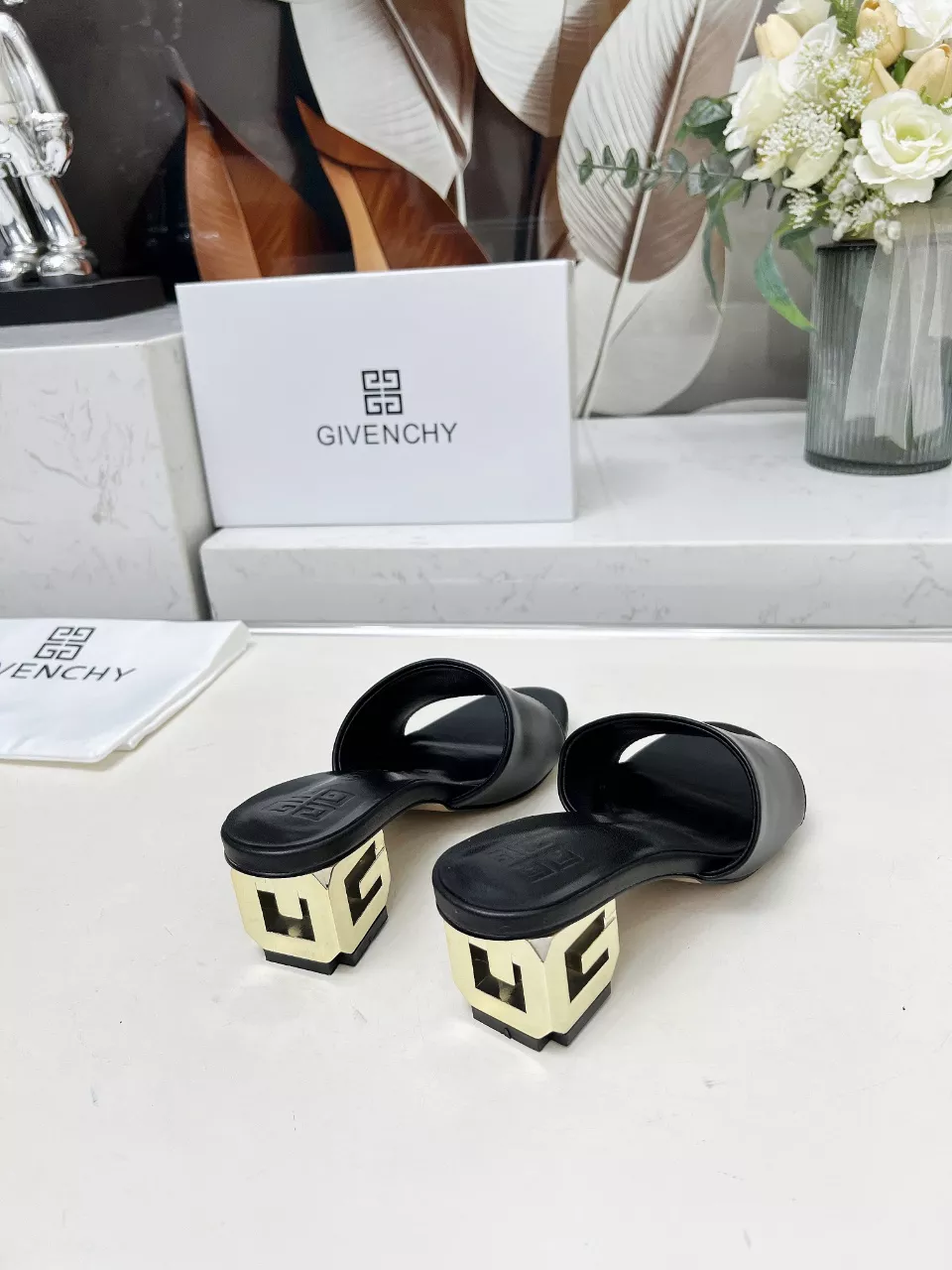 AllSeason 5026 Givenchy Slippers For Women