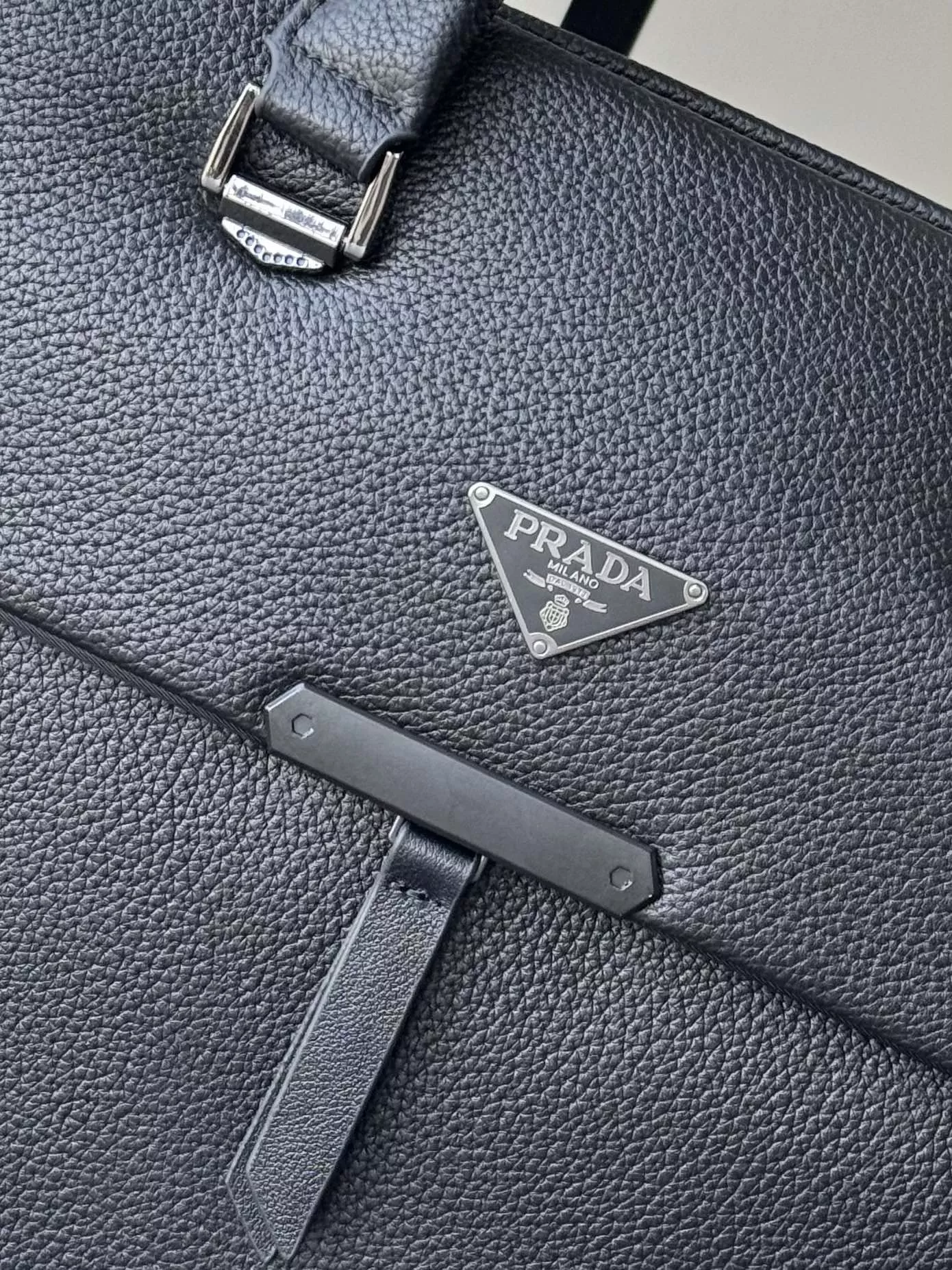 AllSeason 5335 Prada AAA Man Handbags