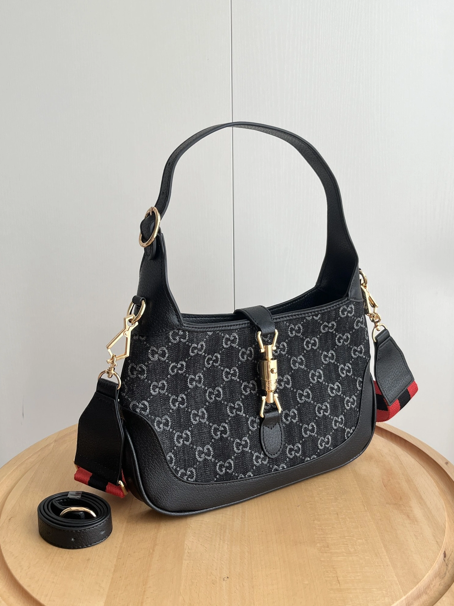 AllSeason 534 Gucci AAA Quality Shoulder Bags For Women