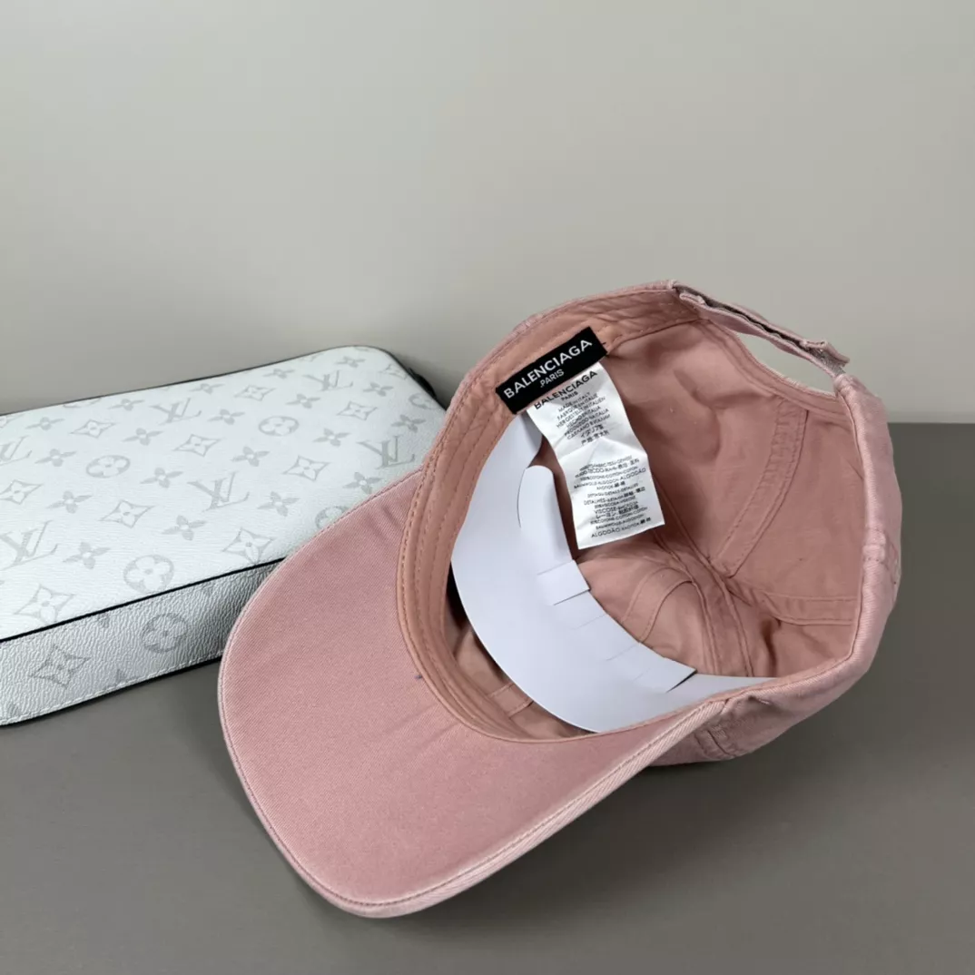 AllSeason 5372 Balenciaga Caps