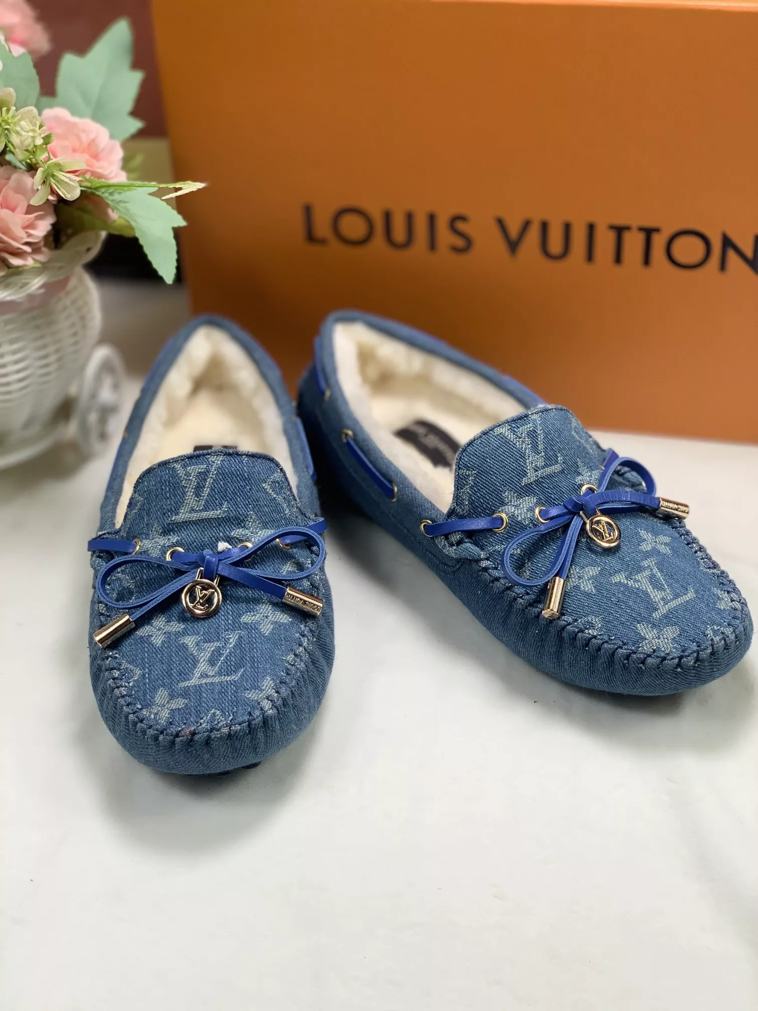 AllSeason 5542 Louis Vuitton LV Oxfords Shoes For Women