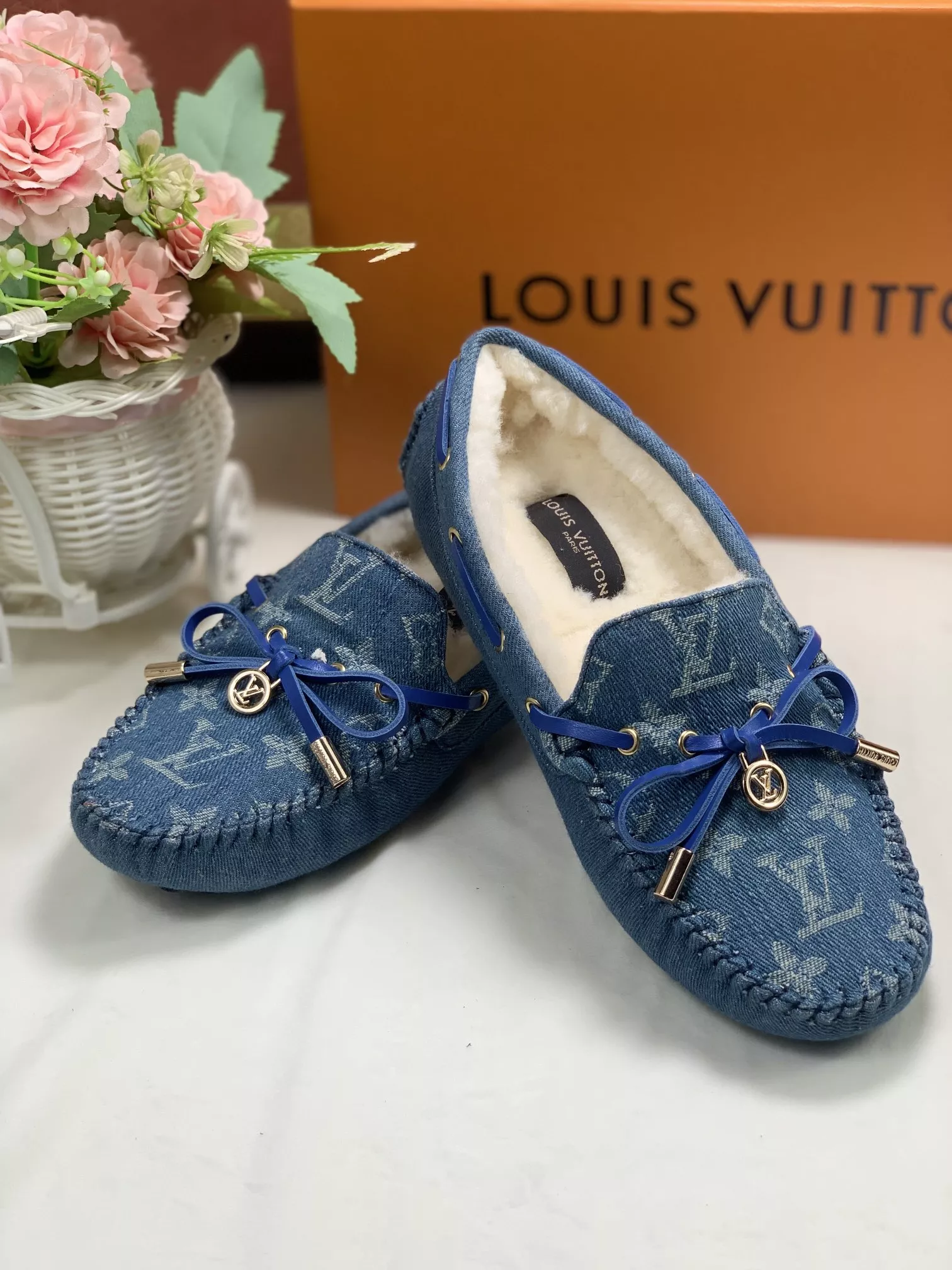 AllSeason 5542 Louis Vuitton LV Oxfords Shoes For Women